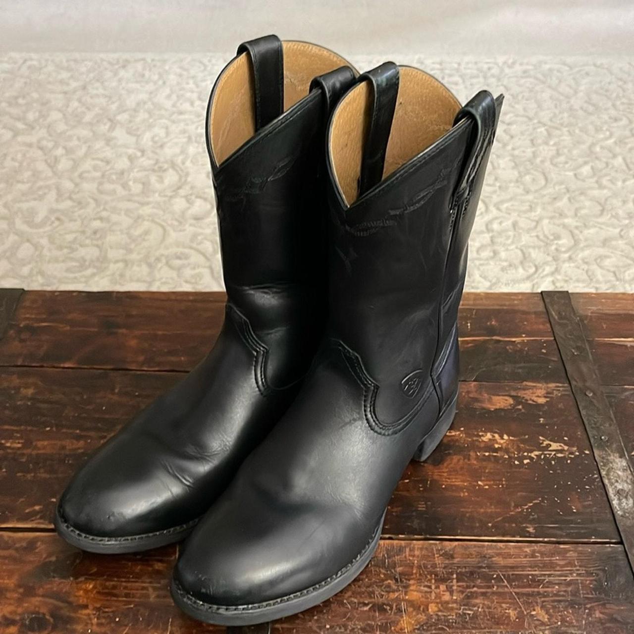 Men s Ariat Black Western Boots Style 35501 Size. Depop