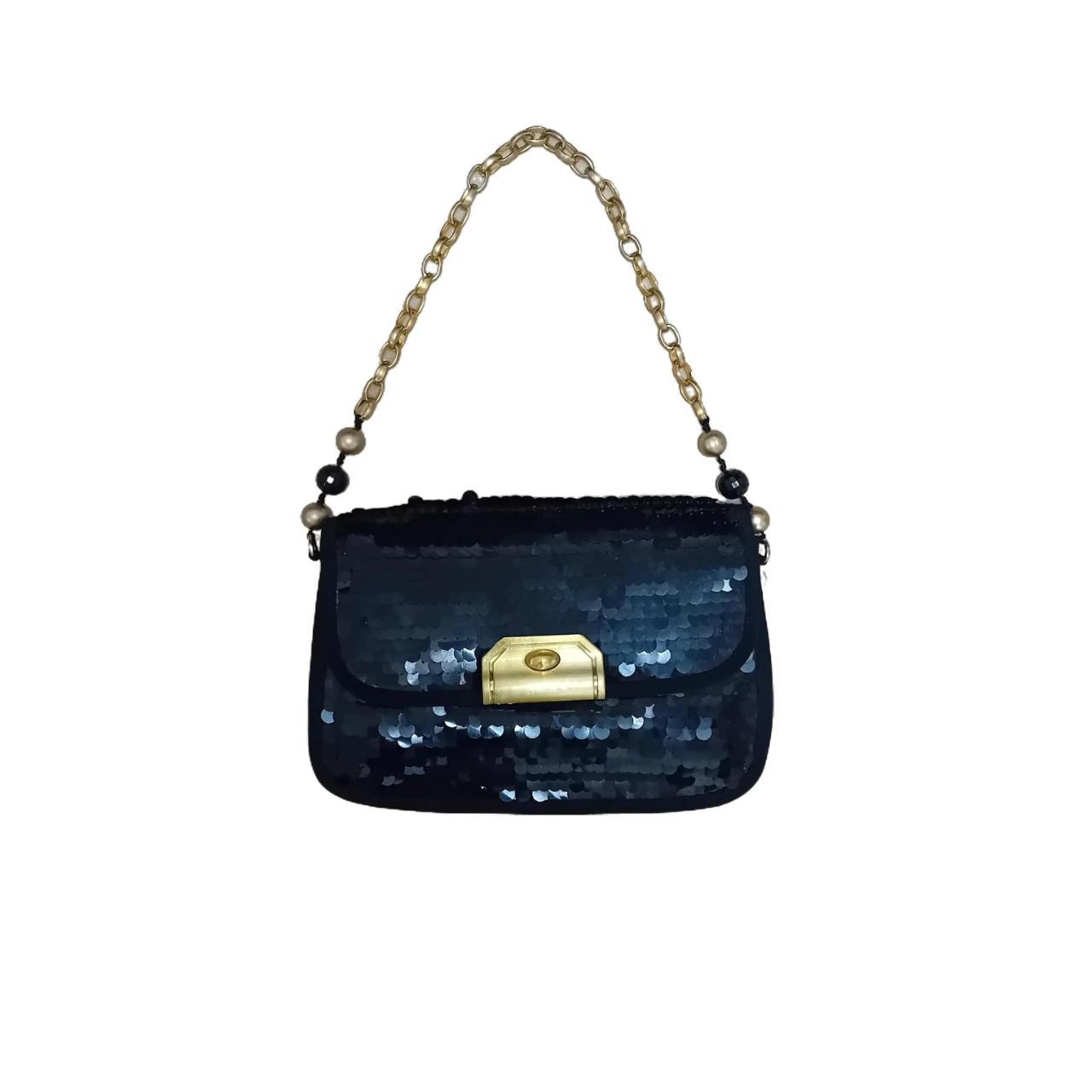 item listed by joannaswarehouse