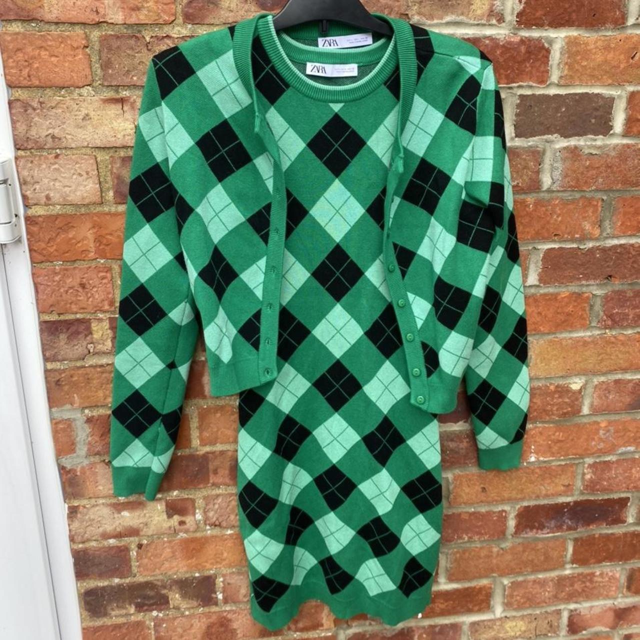 ITEM: Zara Emerald Green Black Diamond Knit