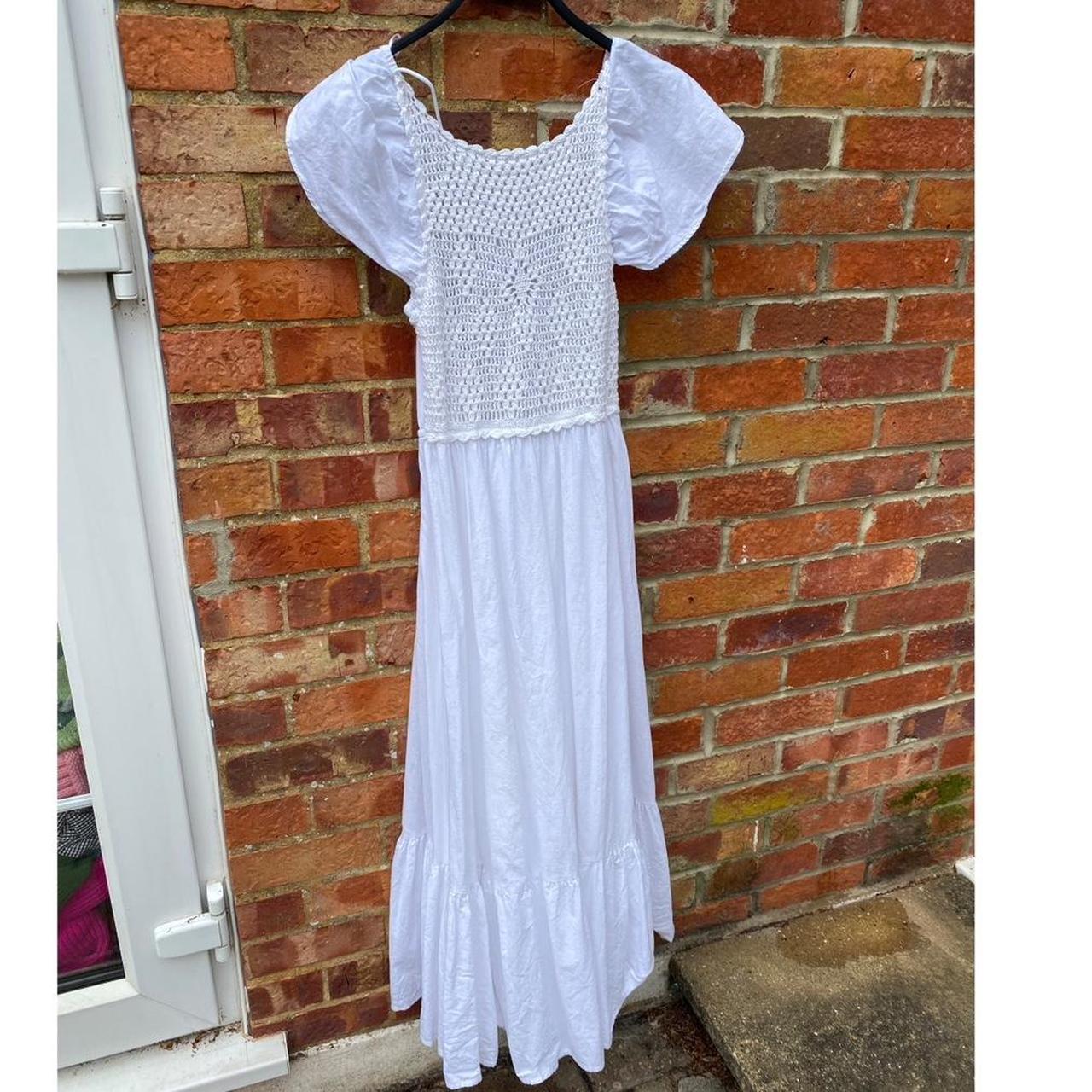 ITEM: Zara White Poplin Linen Style Ecru