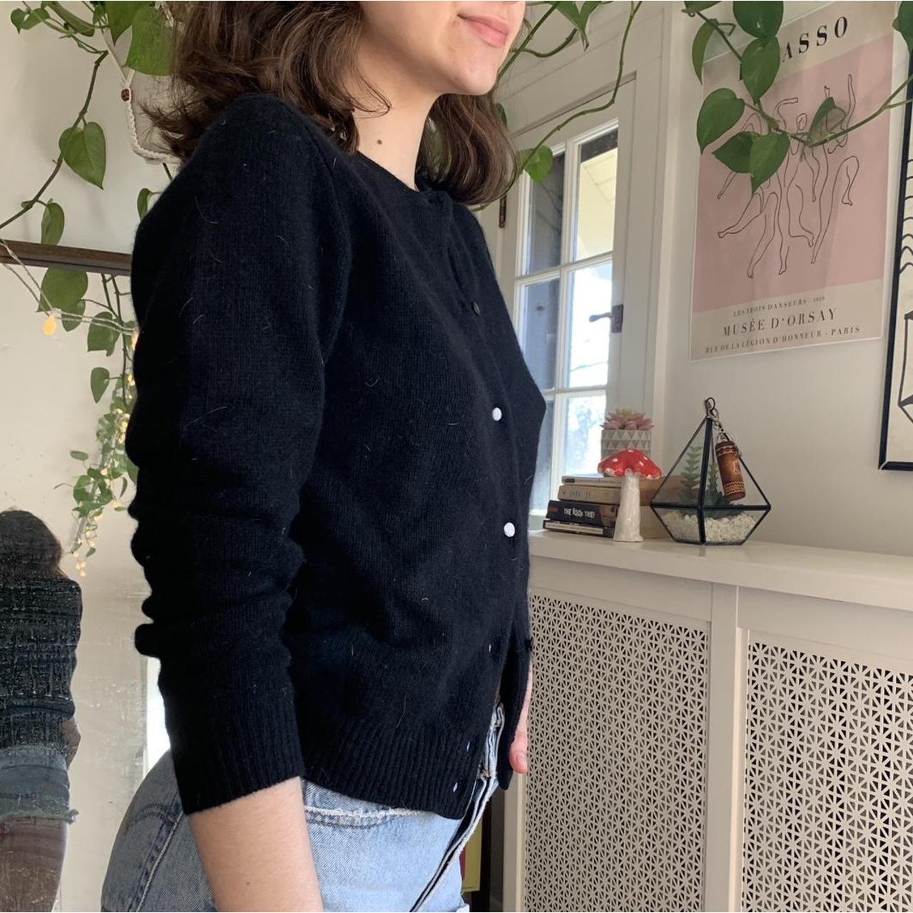 Gap Women's Black Cardigan Depop