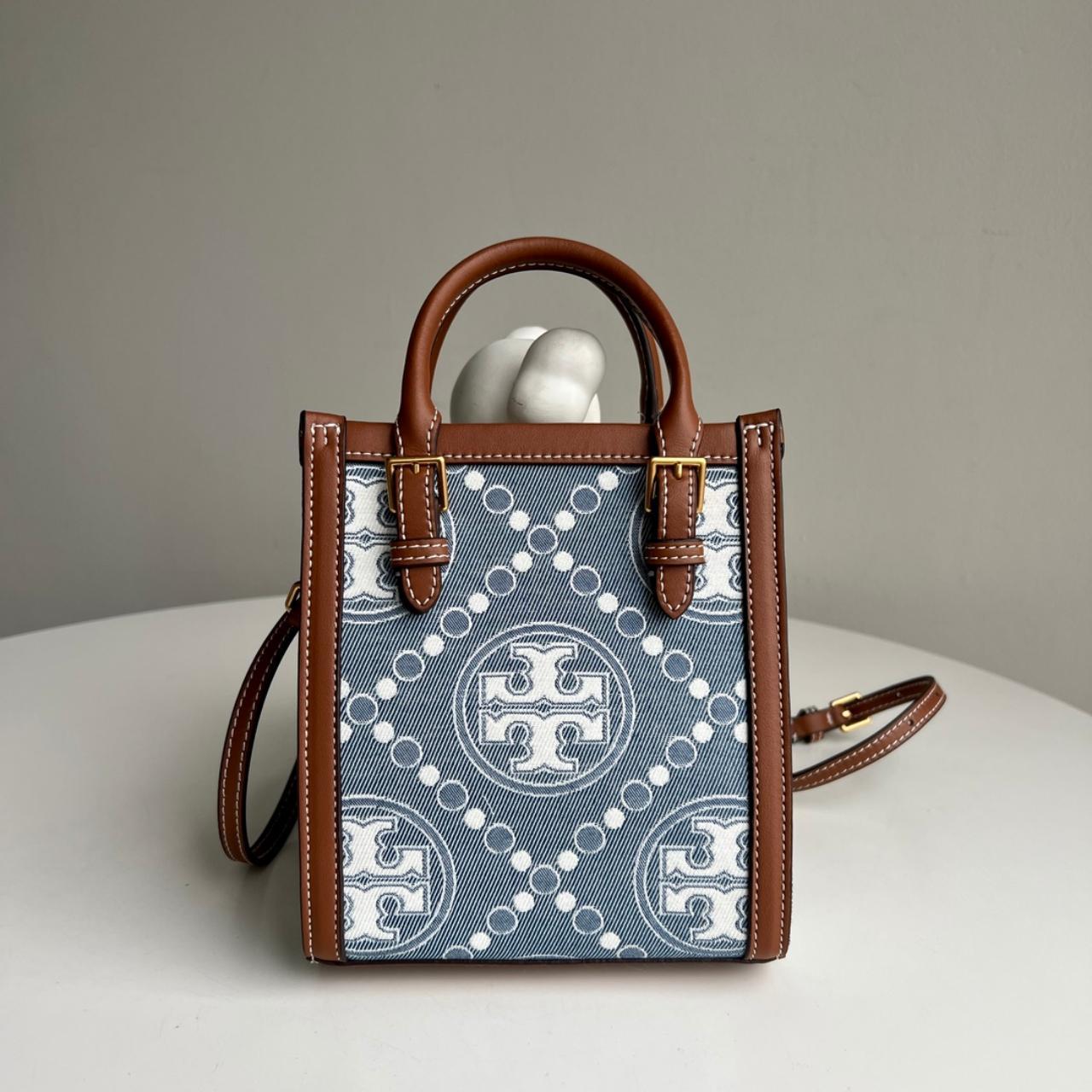 ★Tory Burch★デニム★T Monogram tote Mini★バッグ T Monogram Denim Mini Tote: Women's Designer Crossbody Bags