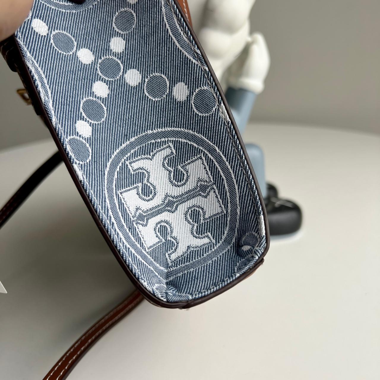 ☆☆Tory Burch☆☆ Tory Burch Denim Tote Bag 159268 426 Tory Burch Small T Monogram Denim Tote | Nordstrom