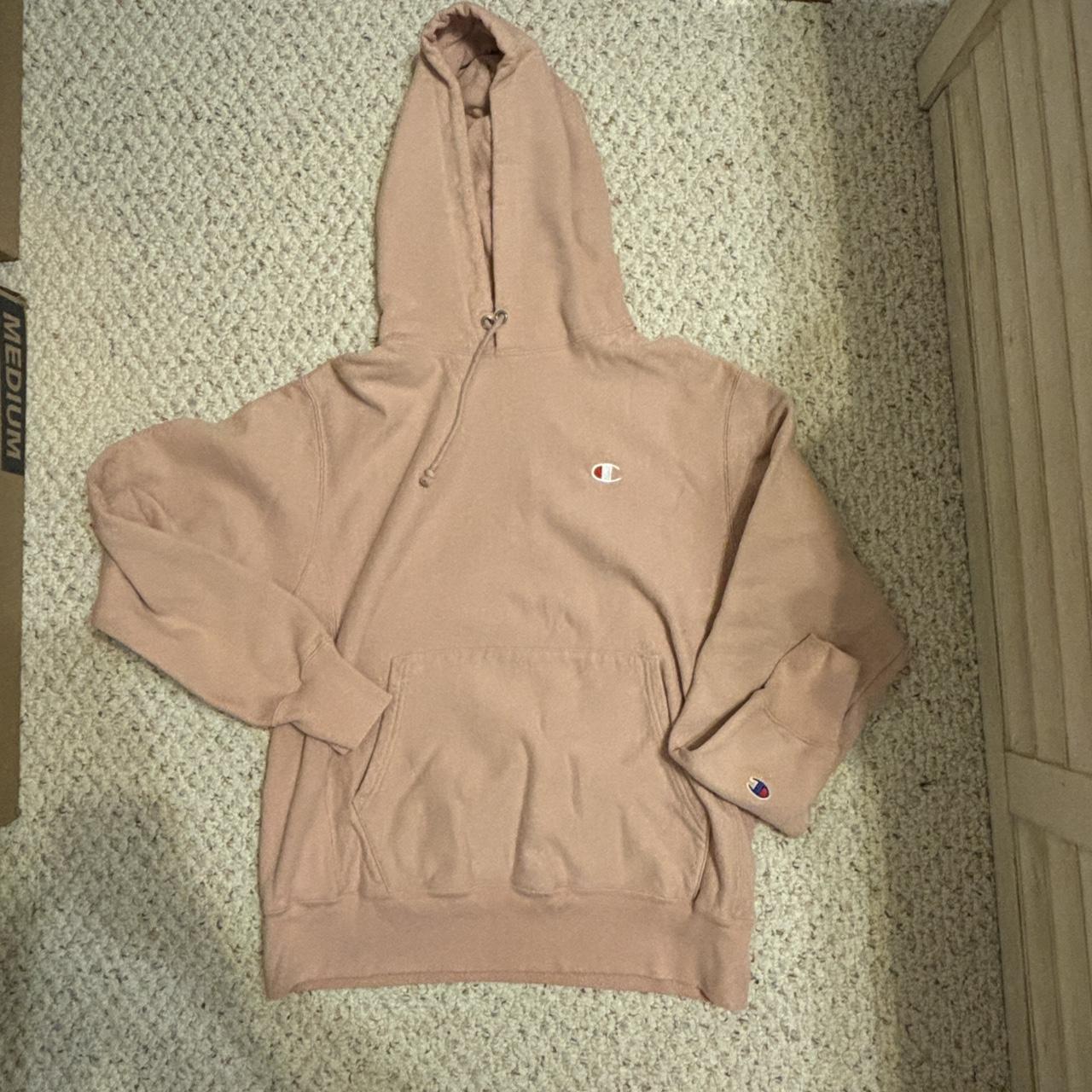 Champion hoodie popular urban outfitters