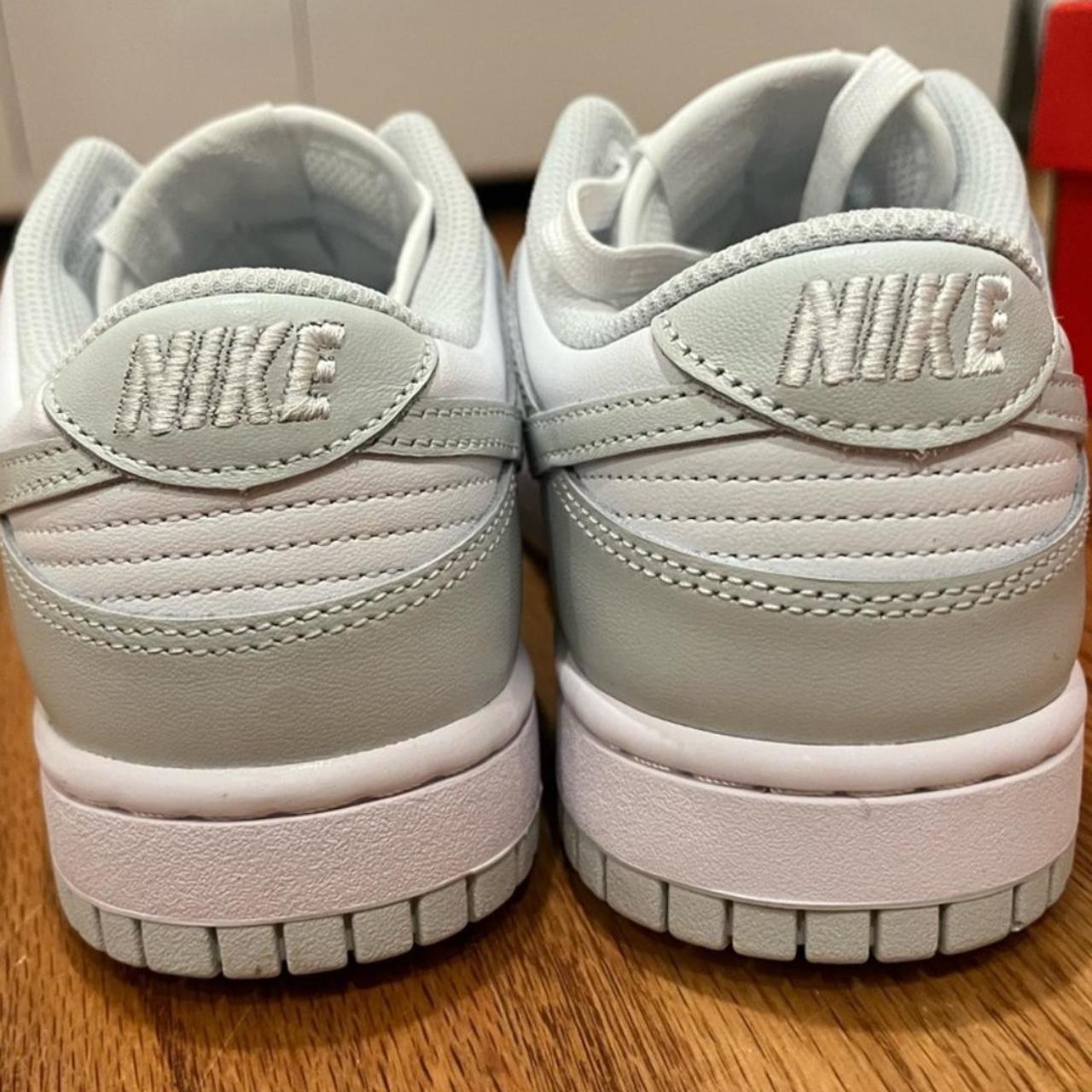 nike dunks photon dust