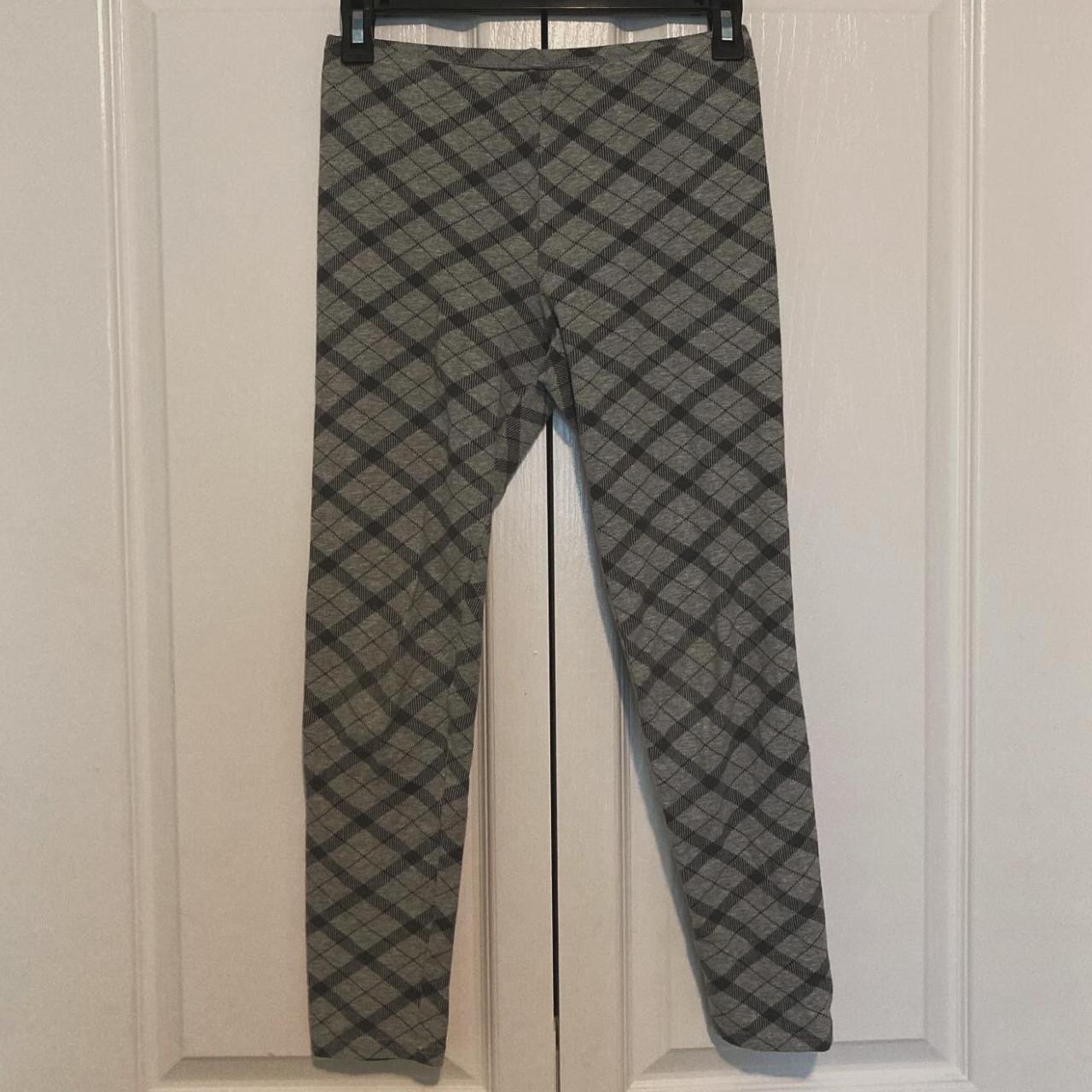 Size XL 14 Old Navy grey plaid leggings . Depop