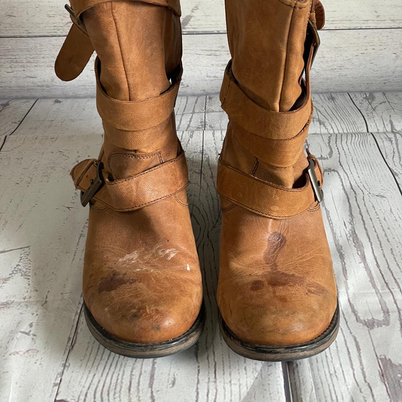 womens tan walking boots