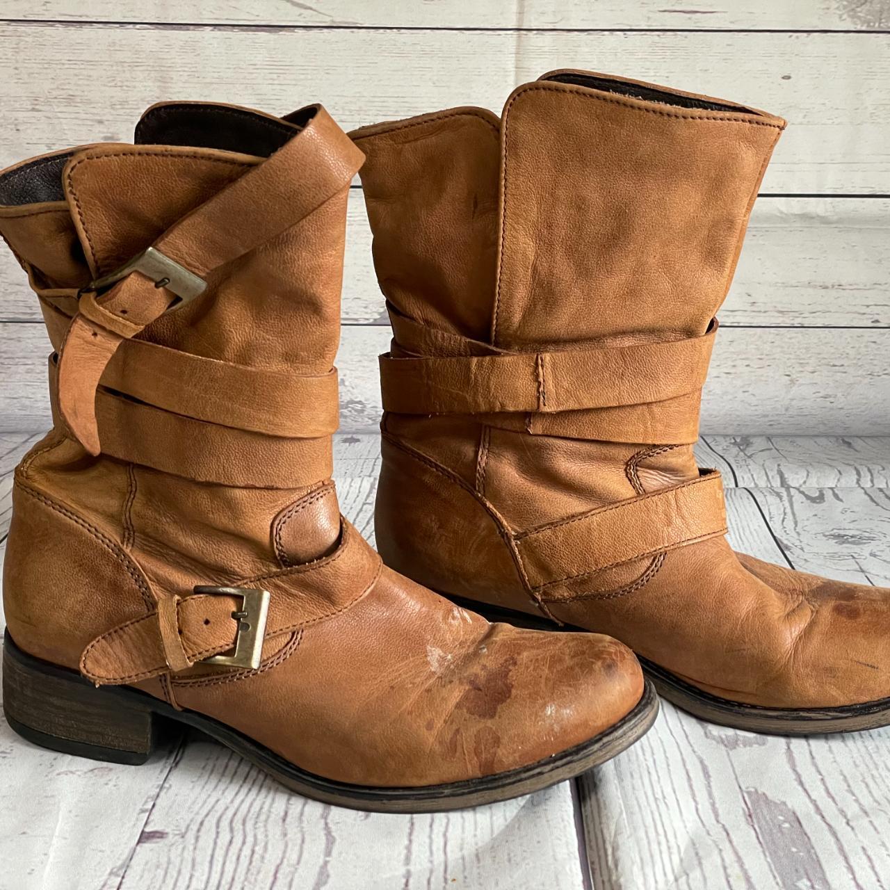 womens tan walking boots