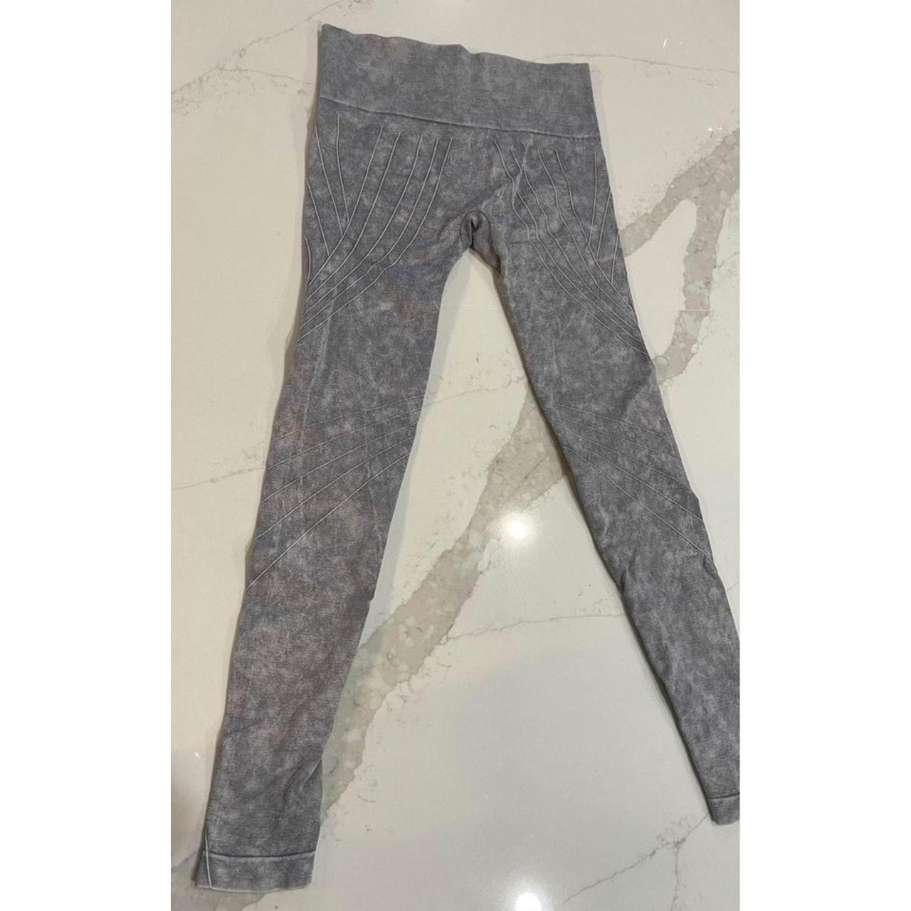 Source Unknown Women's Leggings - Grey - M – MTA … - image 3