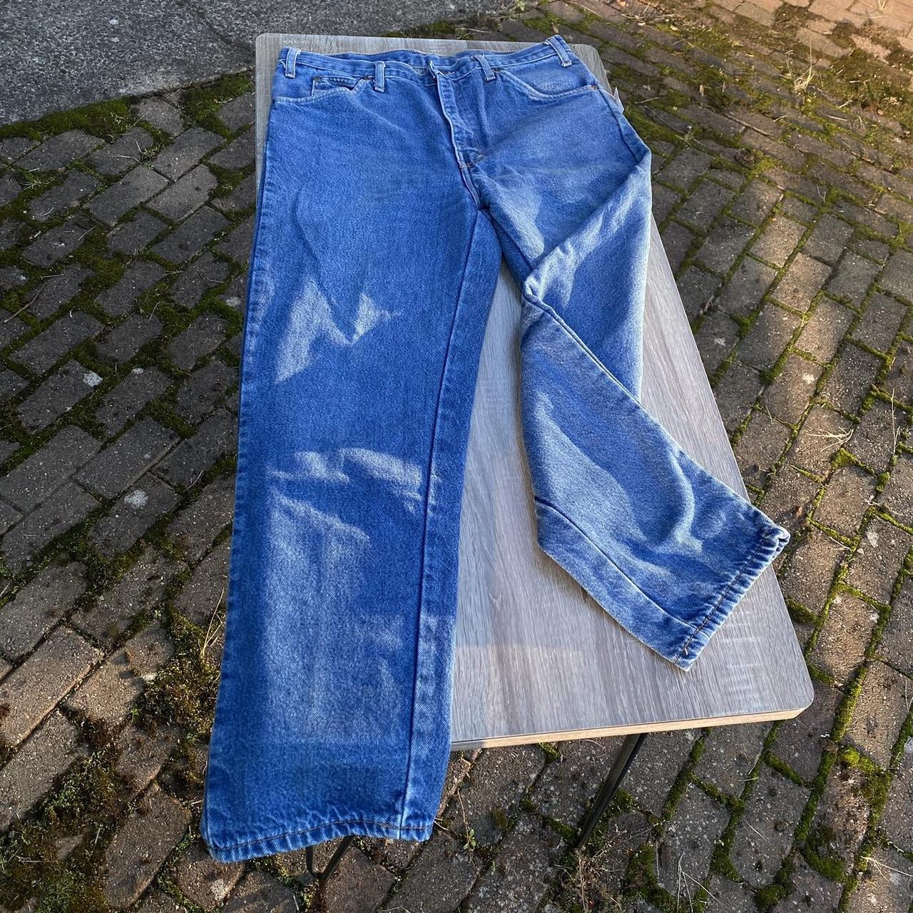 item listed by planturstyle