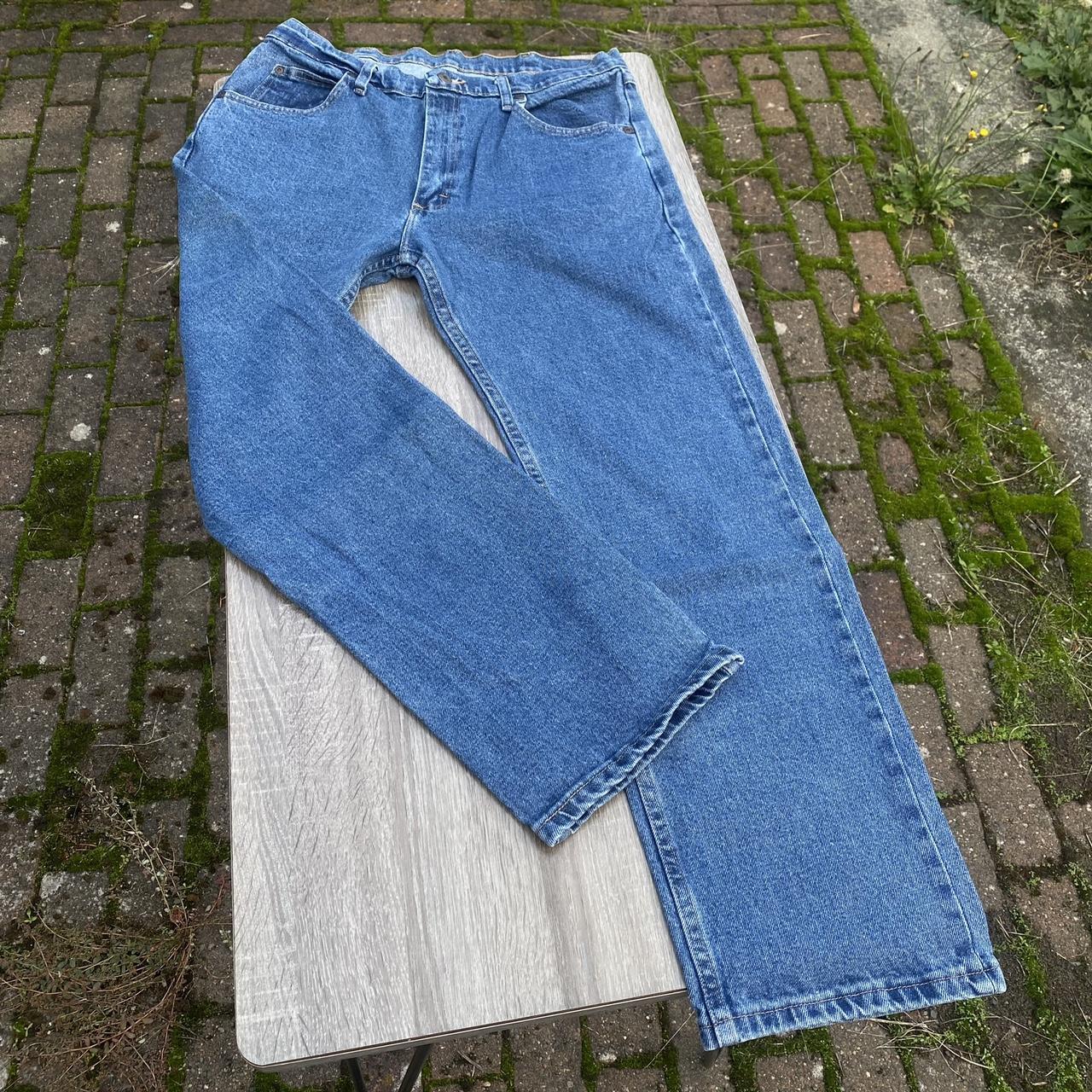 item listed by planturstyle