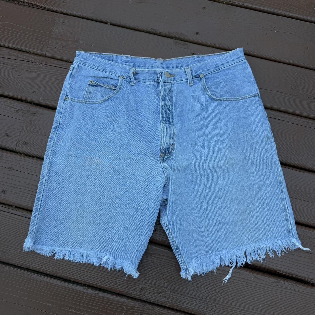item listed by planturstyle