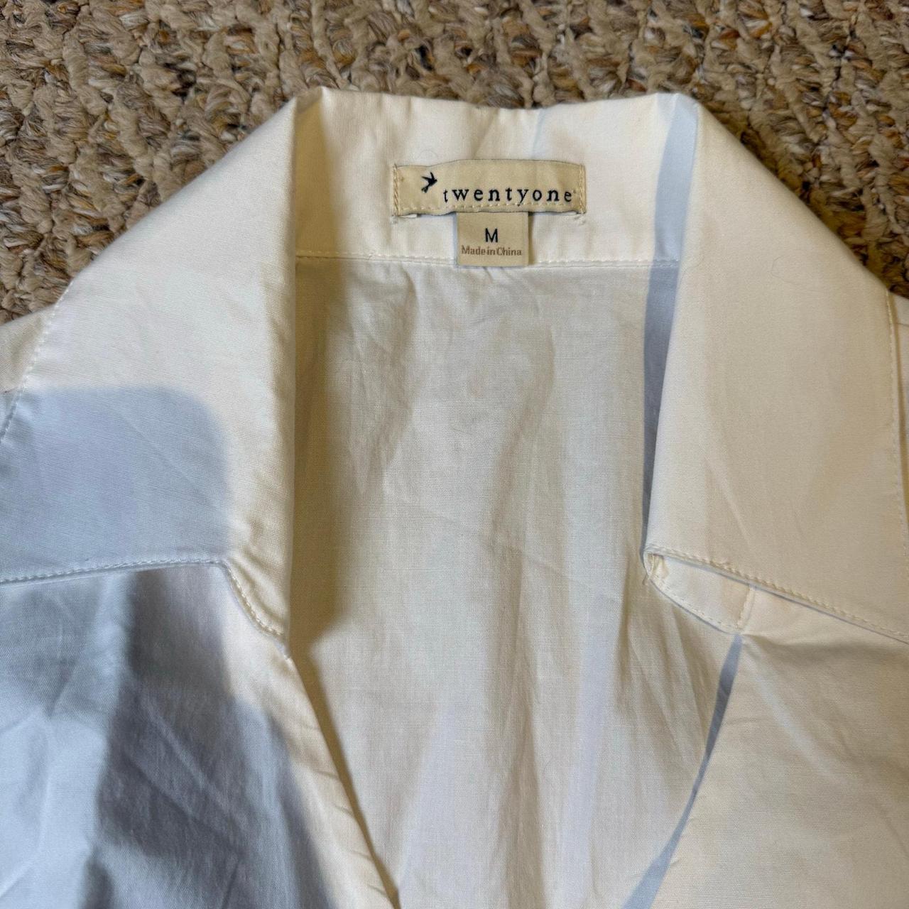 Source Unknown Women's Blouse - White - M – Twent… - image 4