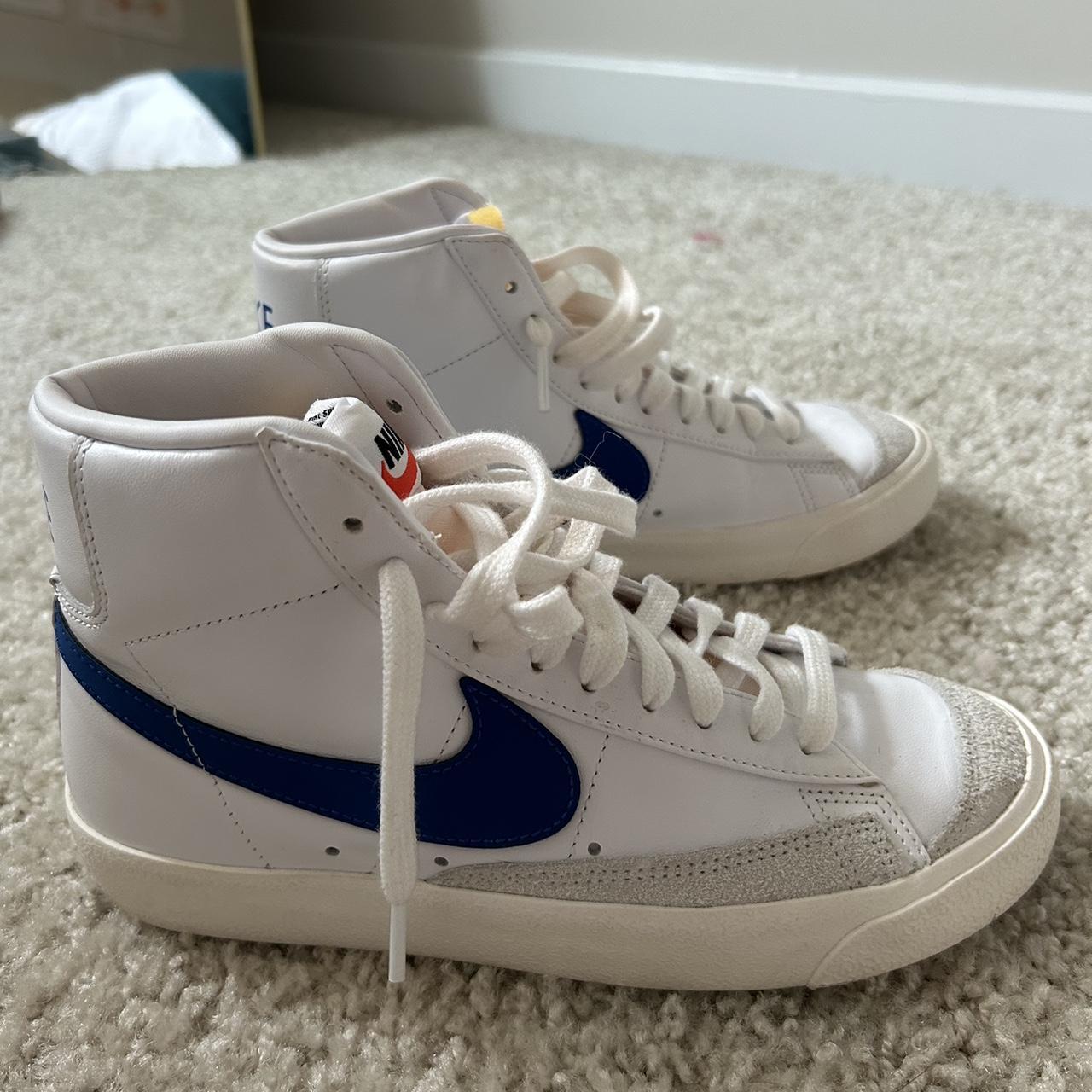 womens blue nike blazers
