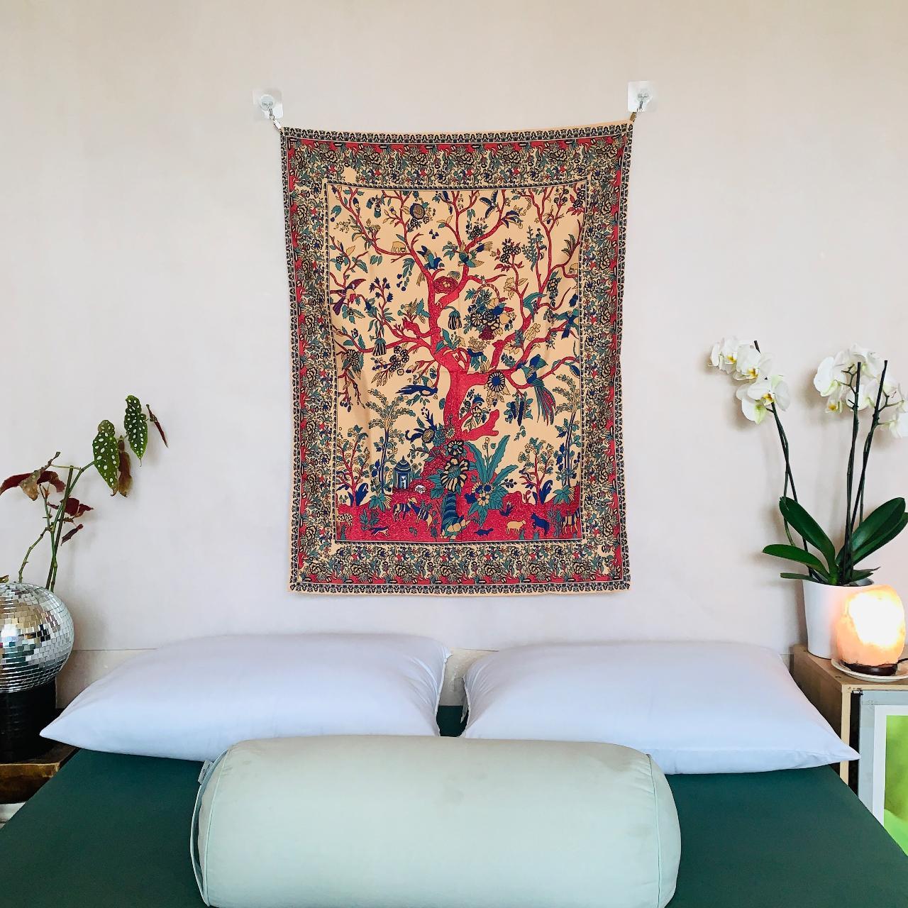 WHAT THIS WALL TAPESTRY REVEALS ABOUT YOUR Hidden Life You Never Knew