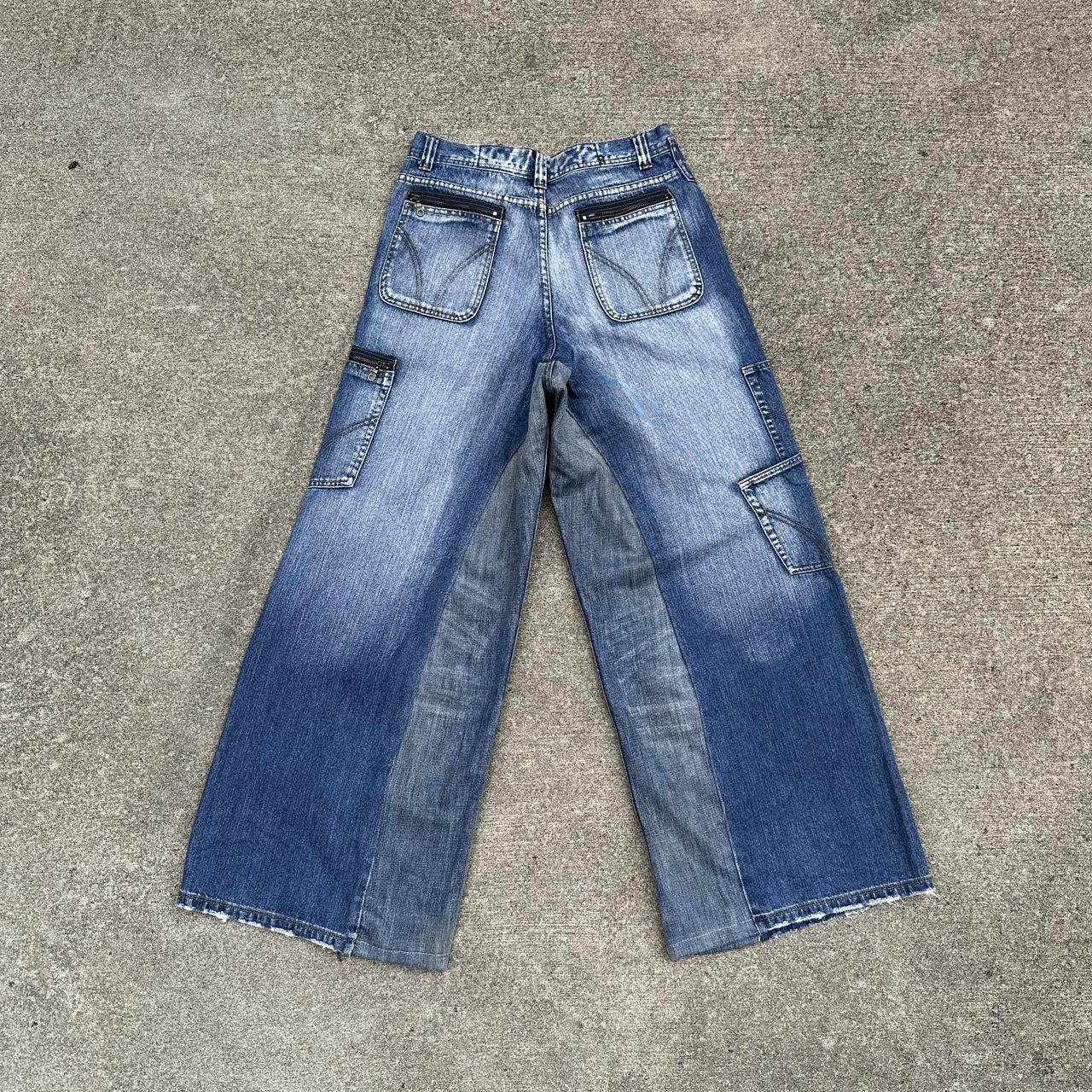Baggy wide leg cargo jeans with a unique blue Depop