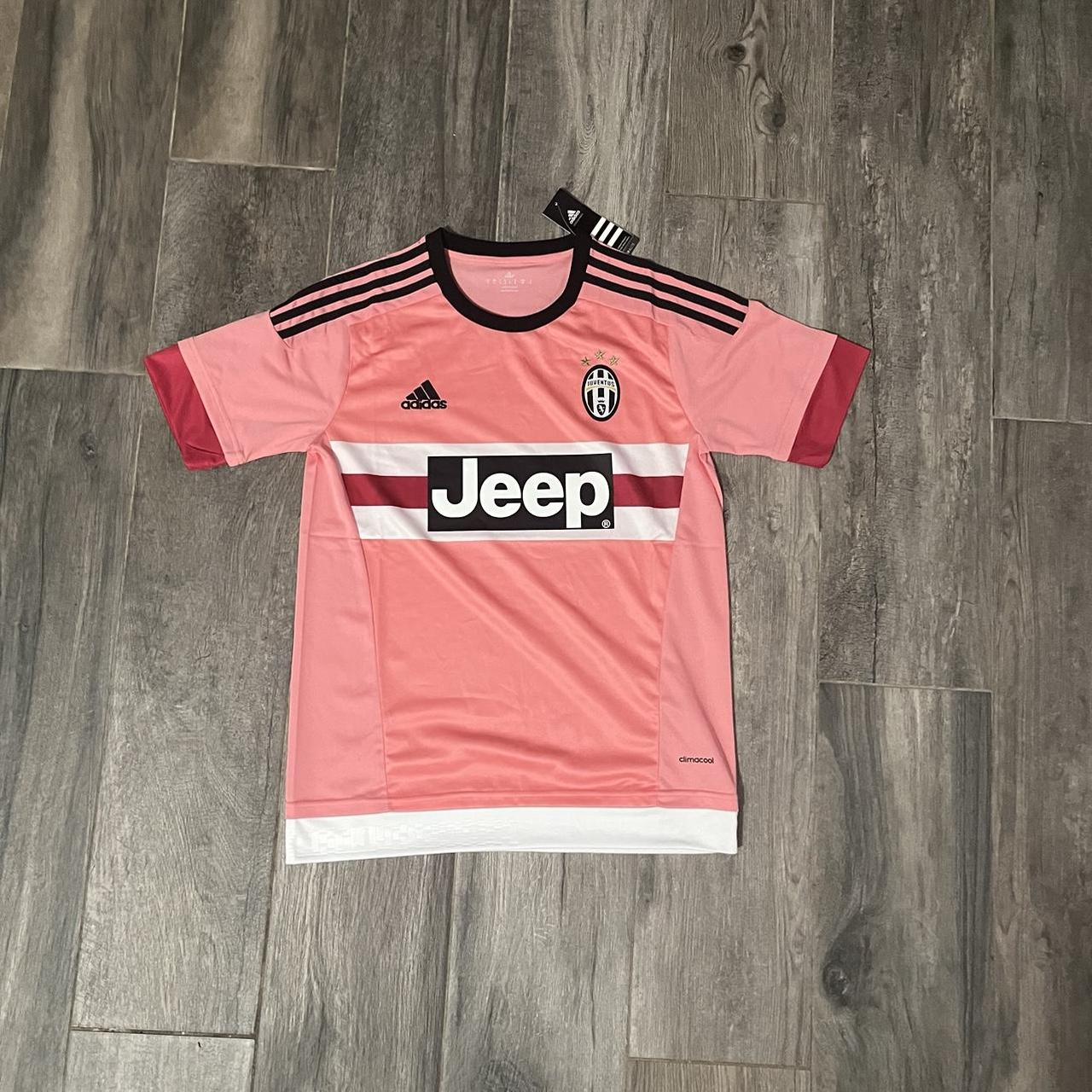 Juventus pink soccer football away kit Depop