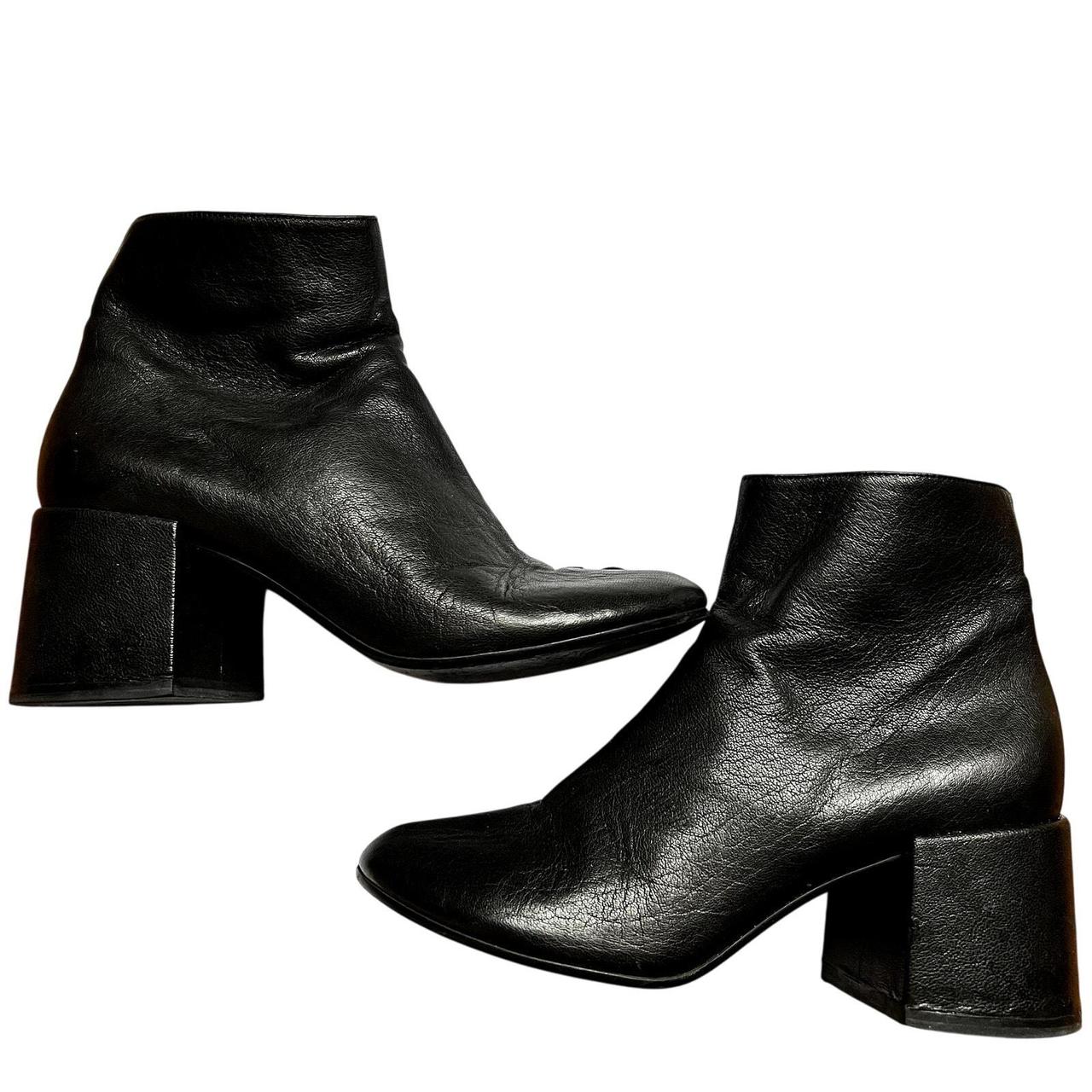 item listed by lizasclosetnyc