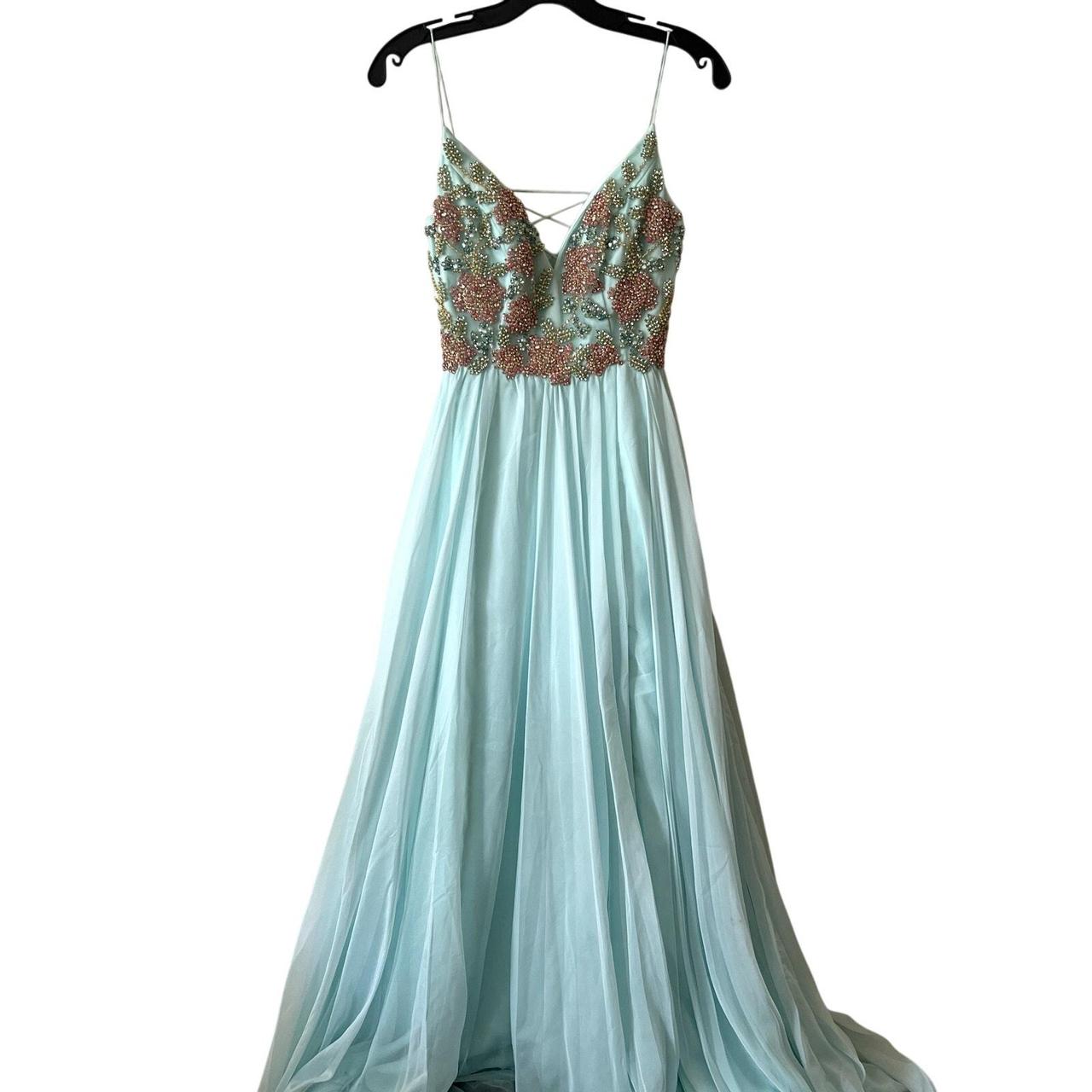 item listed by lizasclosetnyc