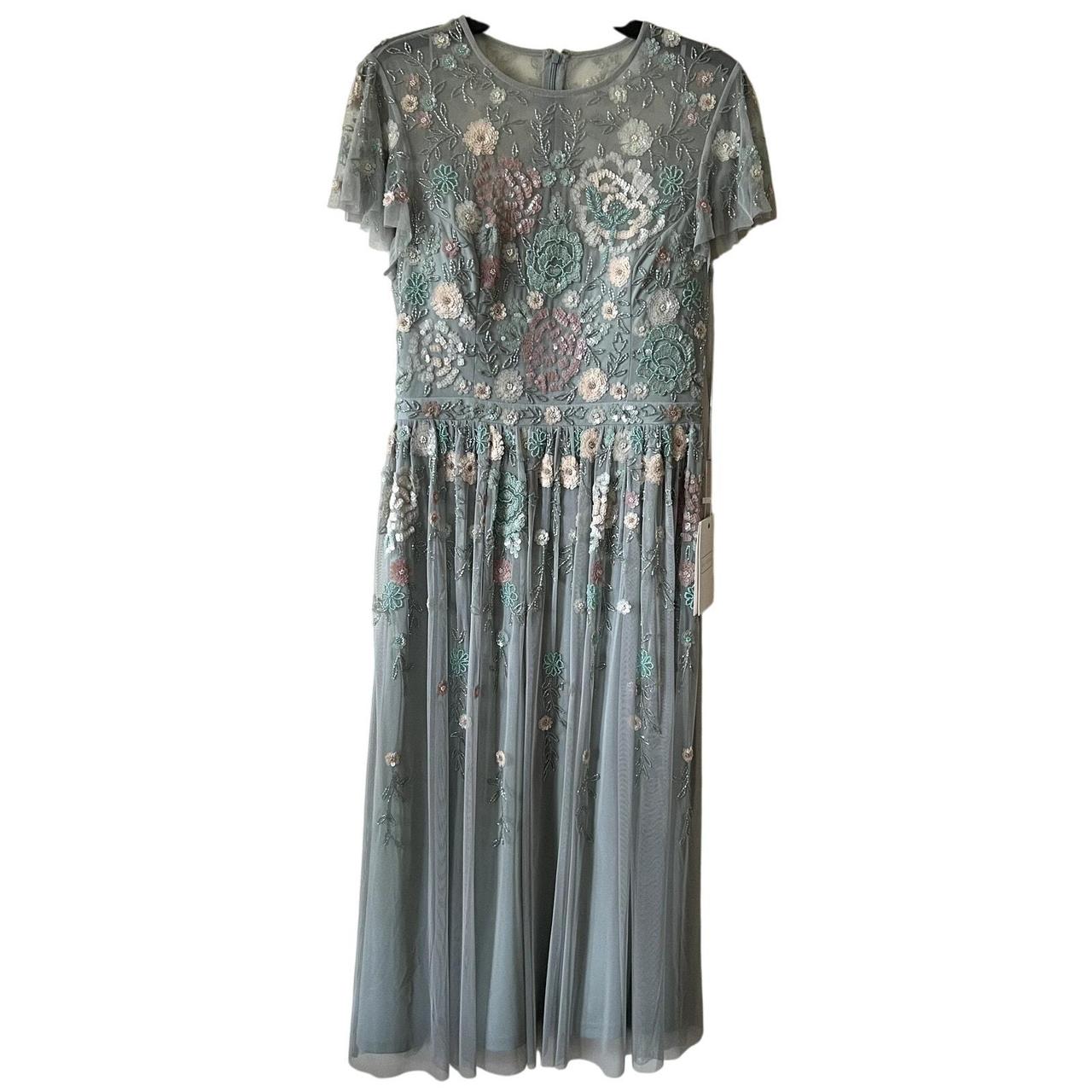 item listed by lizasclosetnyc