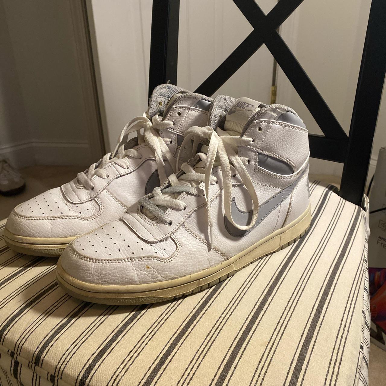 black white grey nike