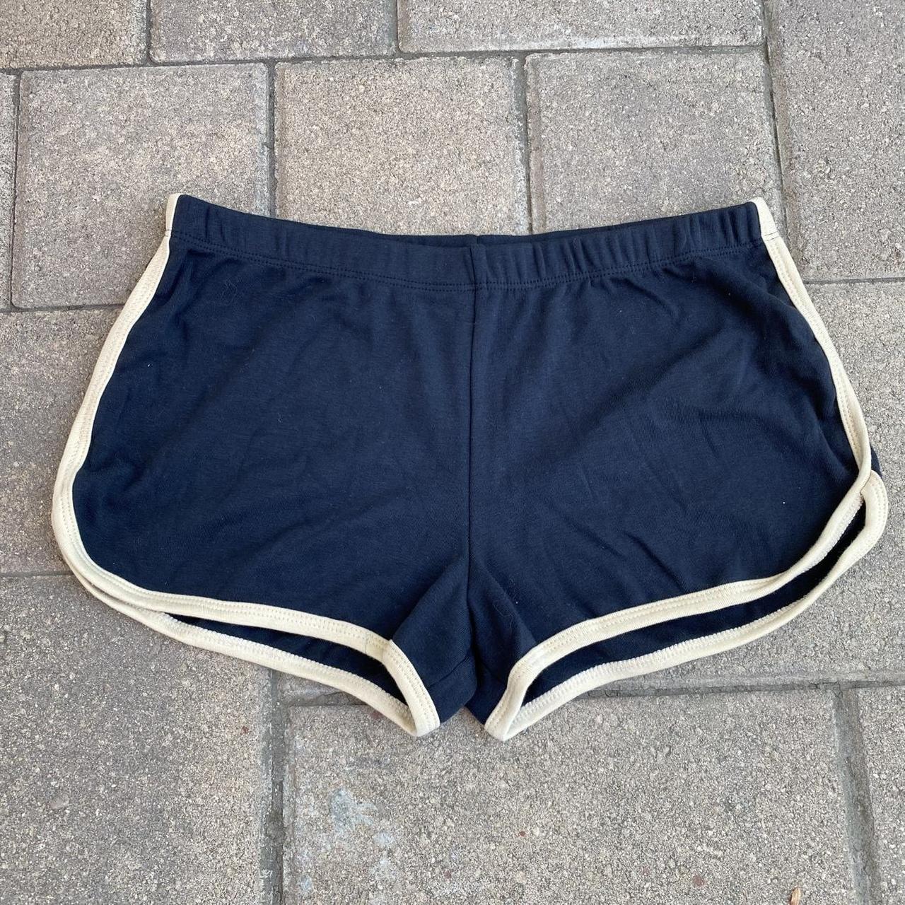 item listed by kitesflyyellow