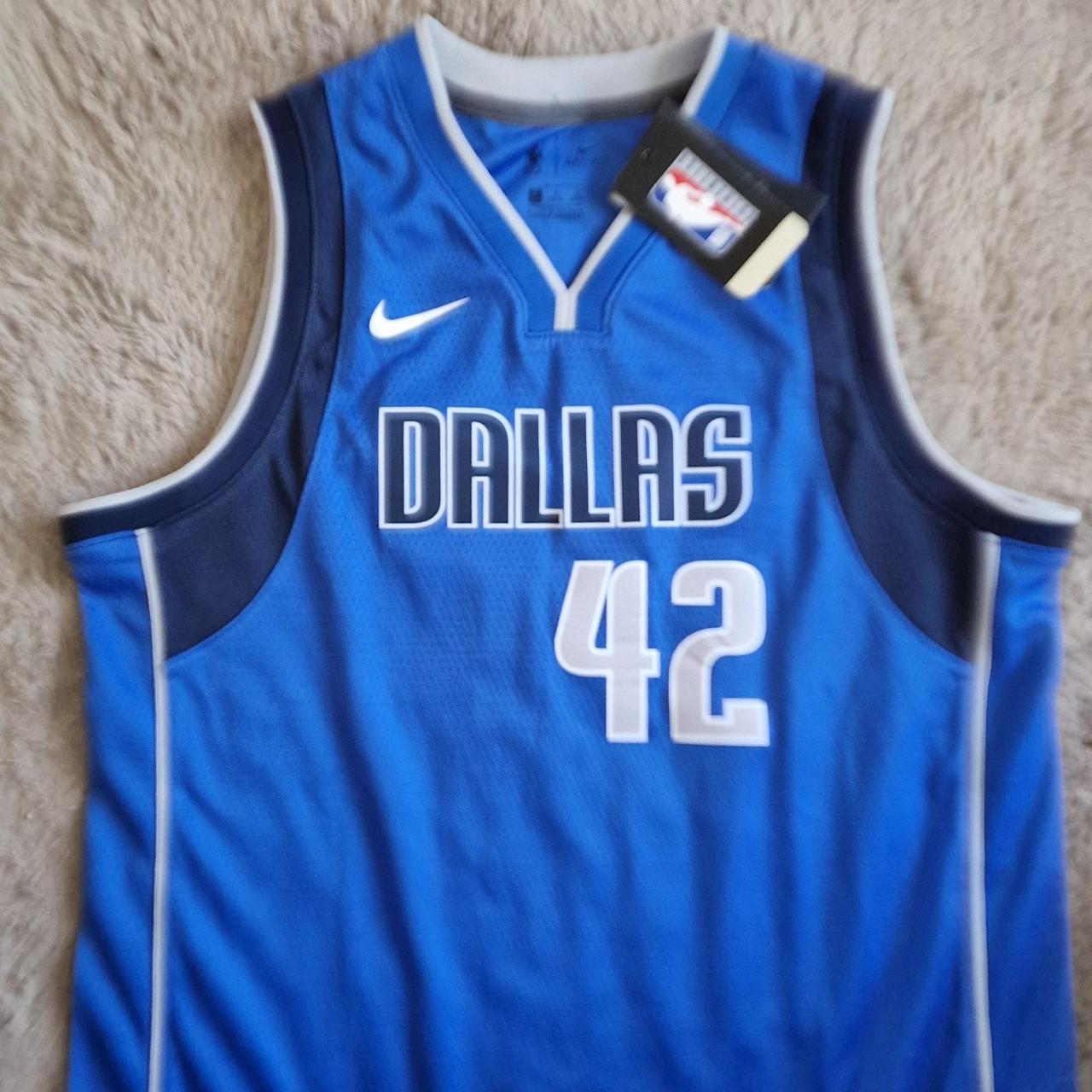 item listed by elsworth331