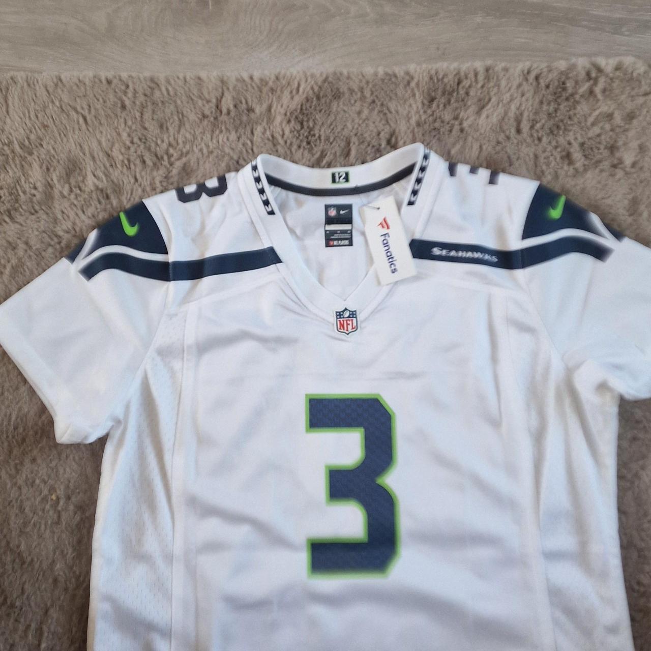 item listed by elsworth331