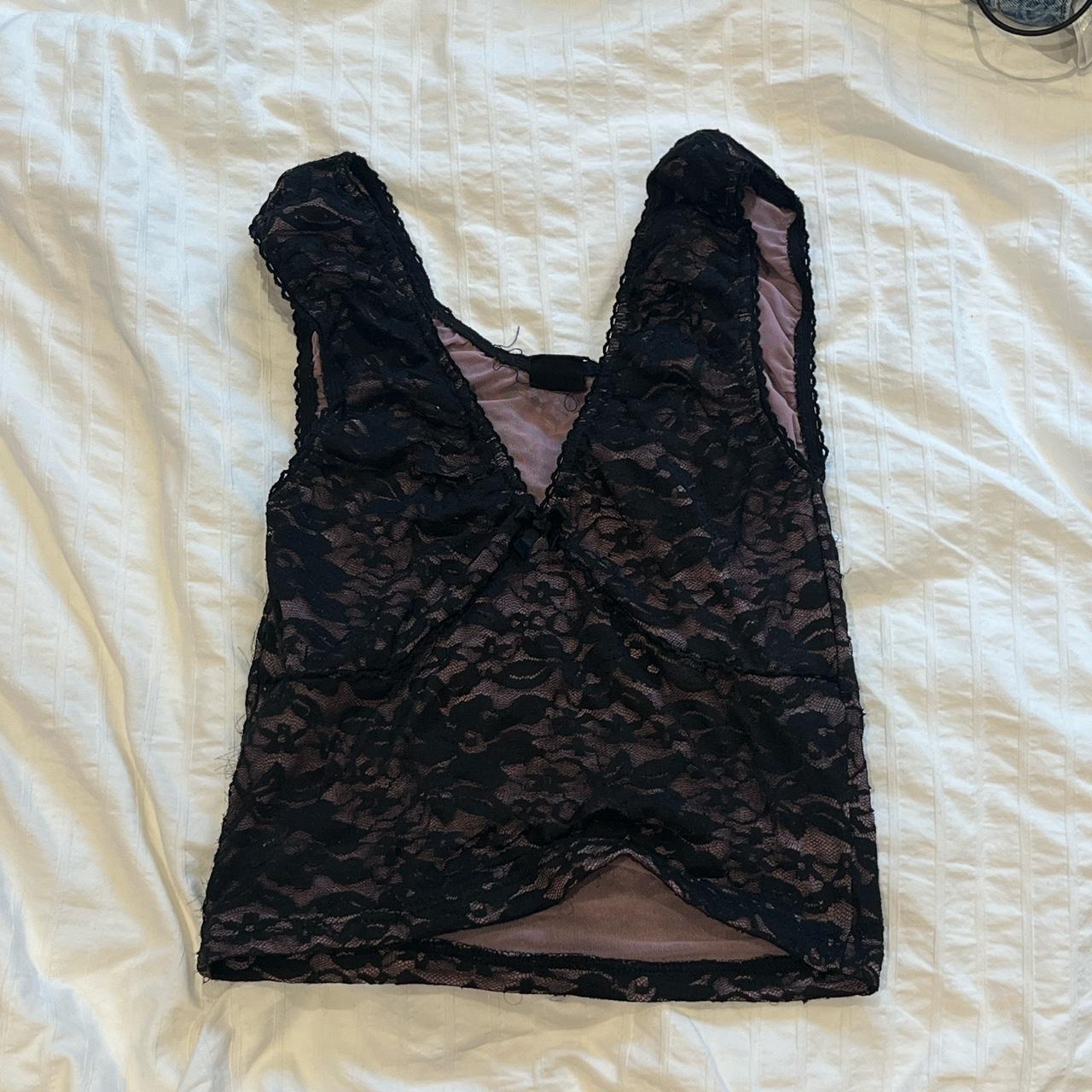 urban outfitters lace top !!! in good condition just... - Depop