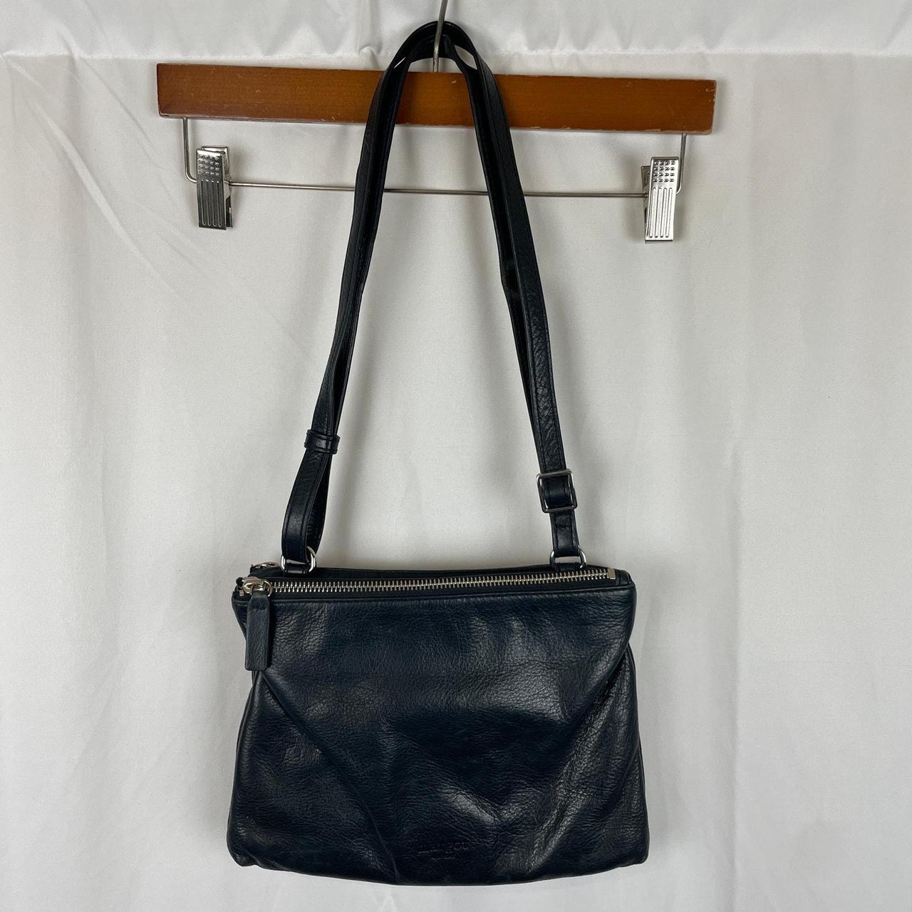 Margot Black Leather Double Zip online Crossbody