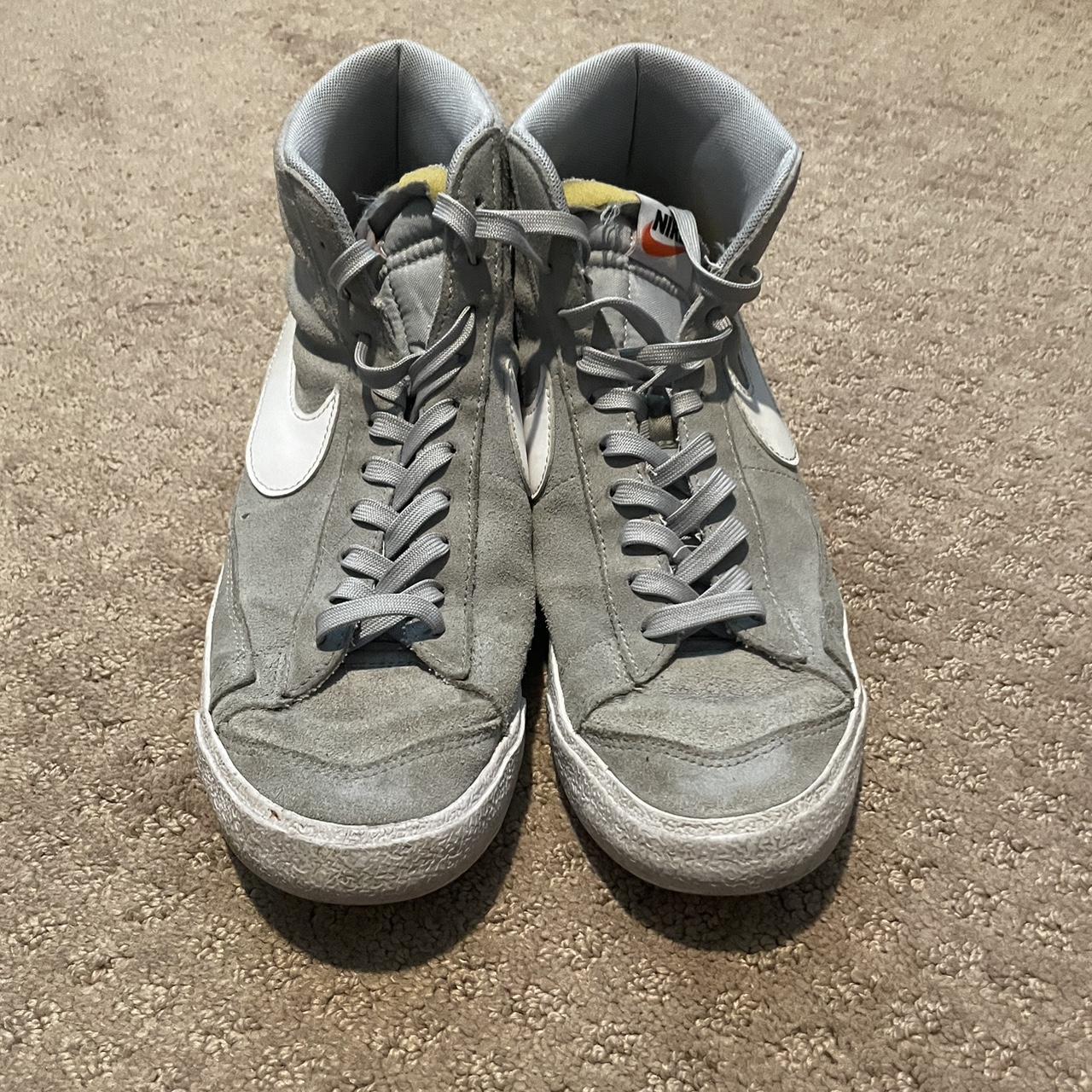 blazer mid grey