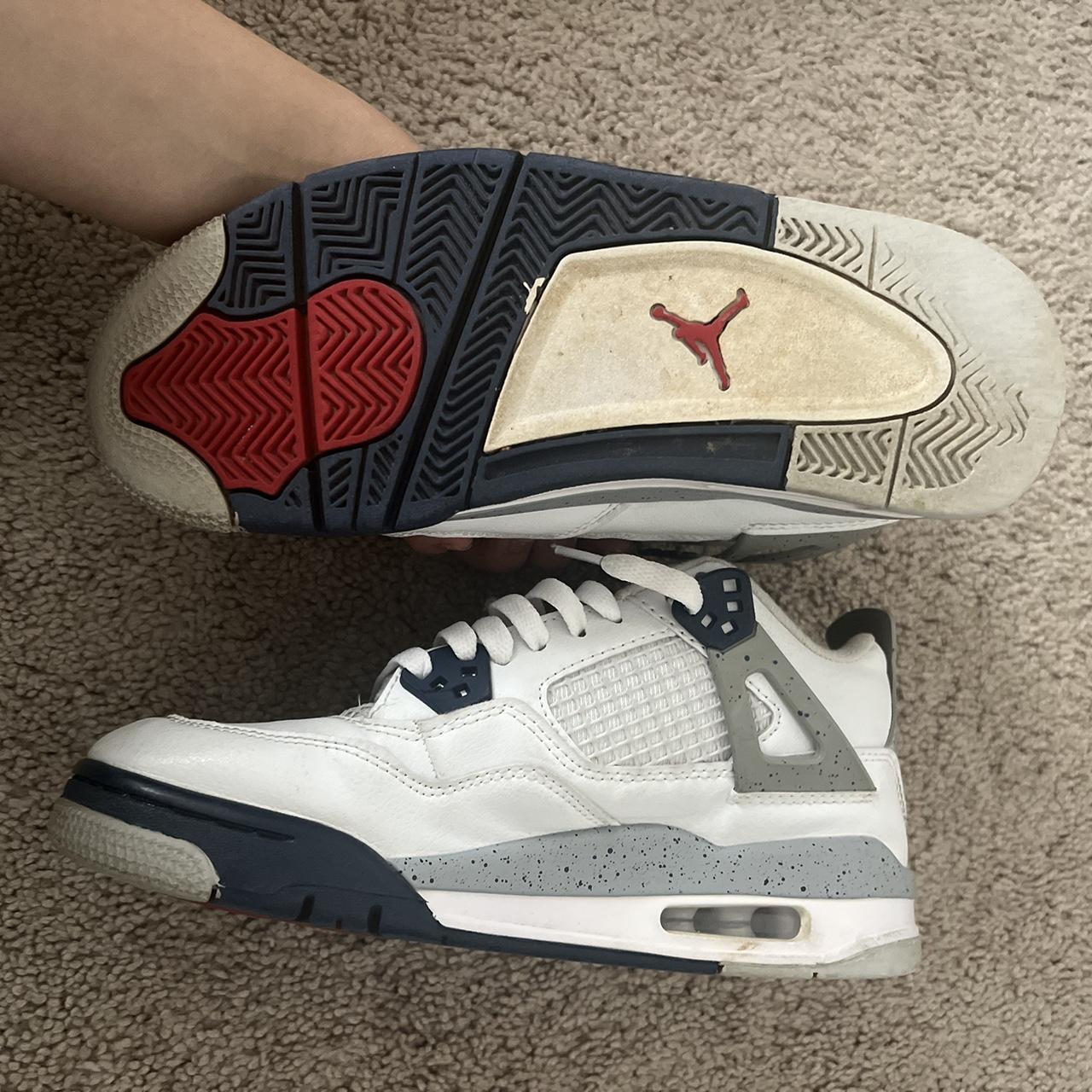 mens navy blue jordans