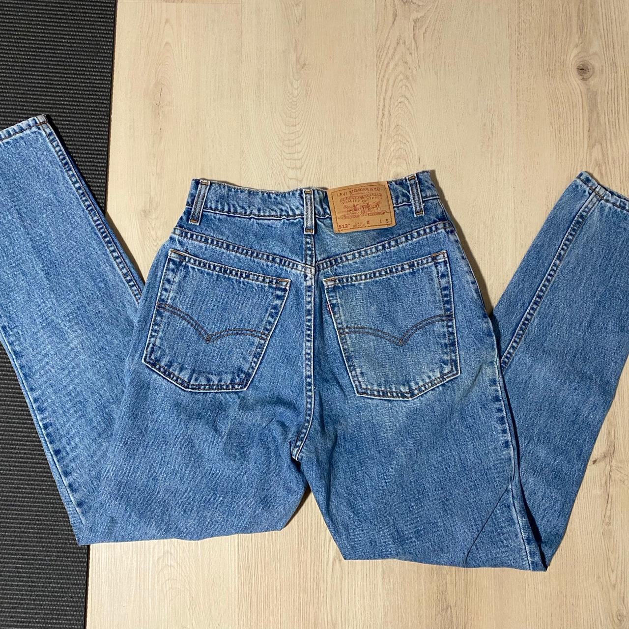 item listed by lexxxlova