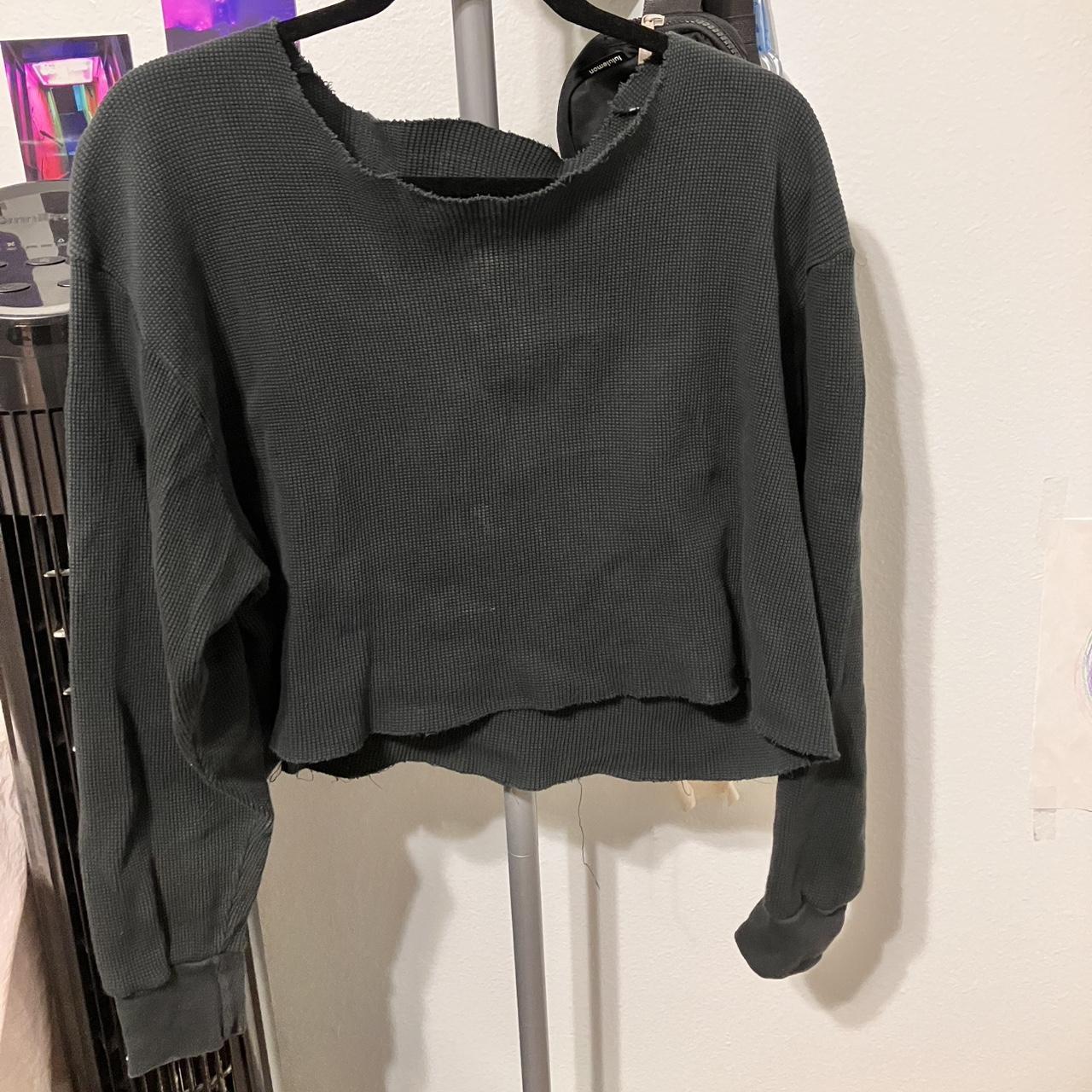 item listed by chmnto