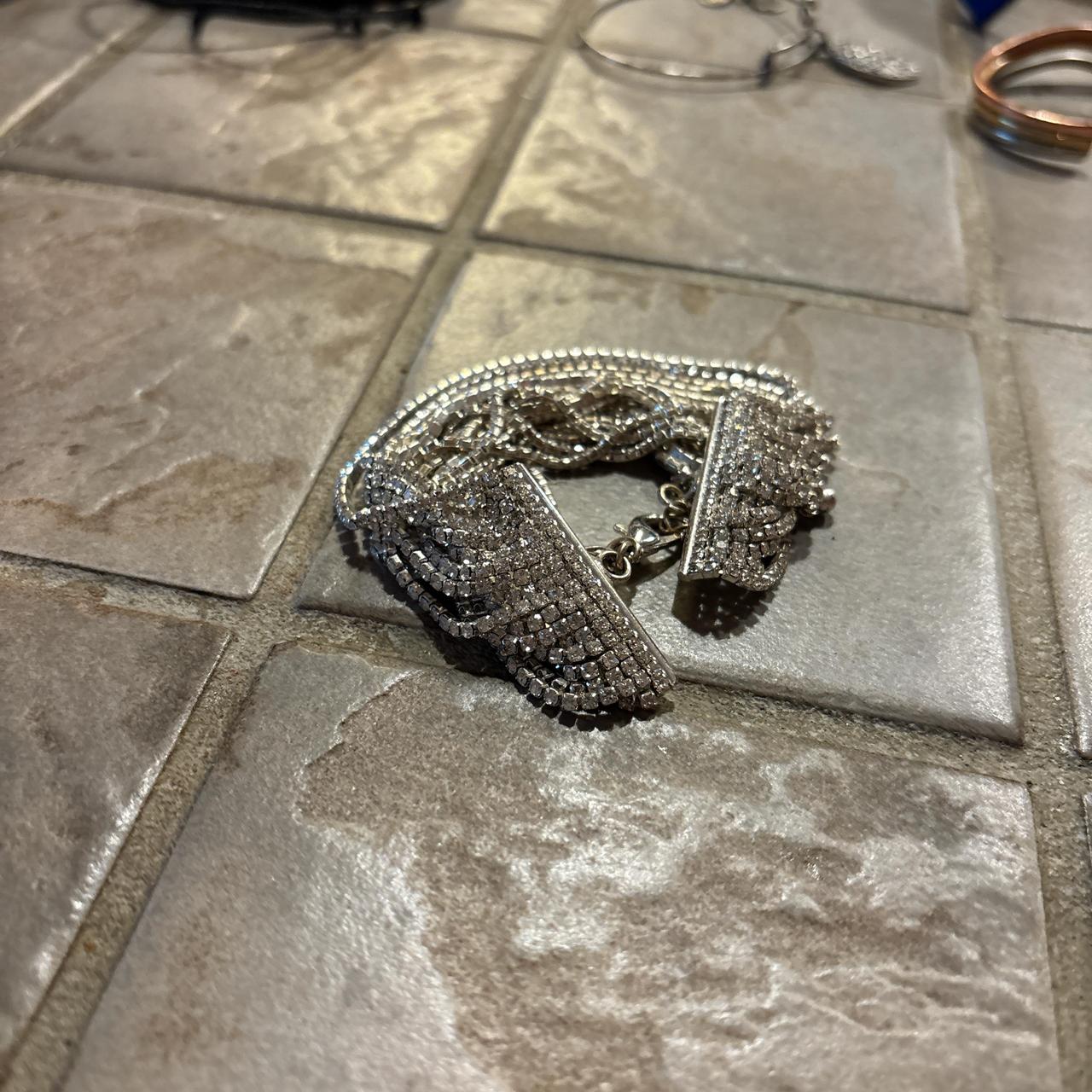 item listed by addisontgn