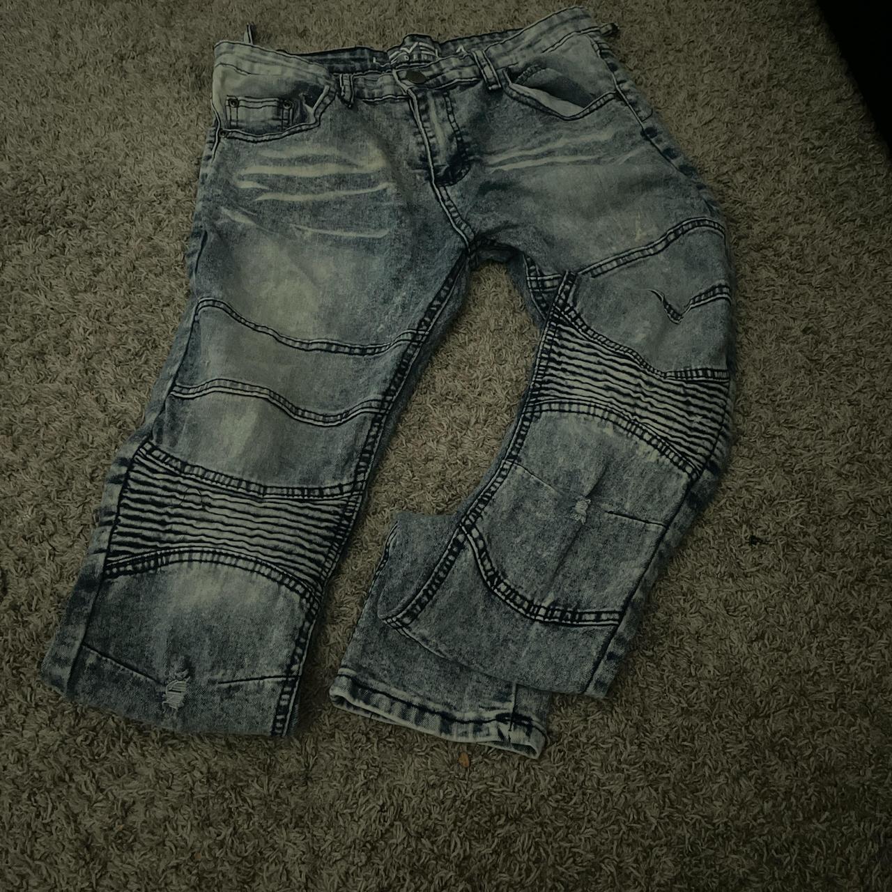 item listed by thriftmanz