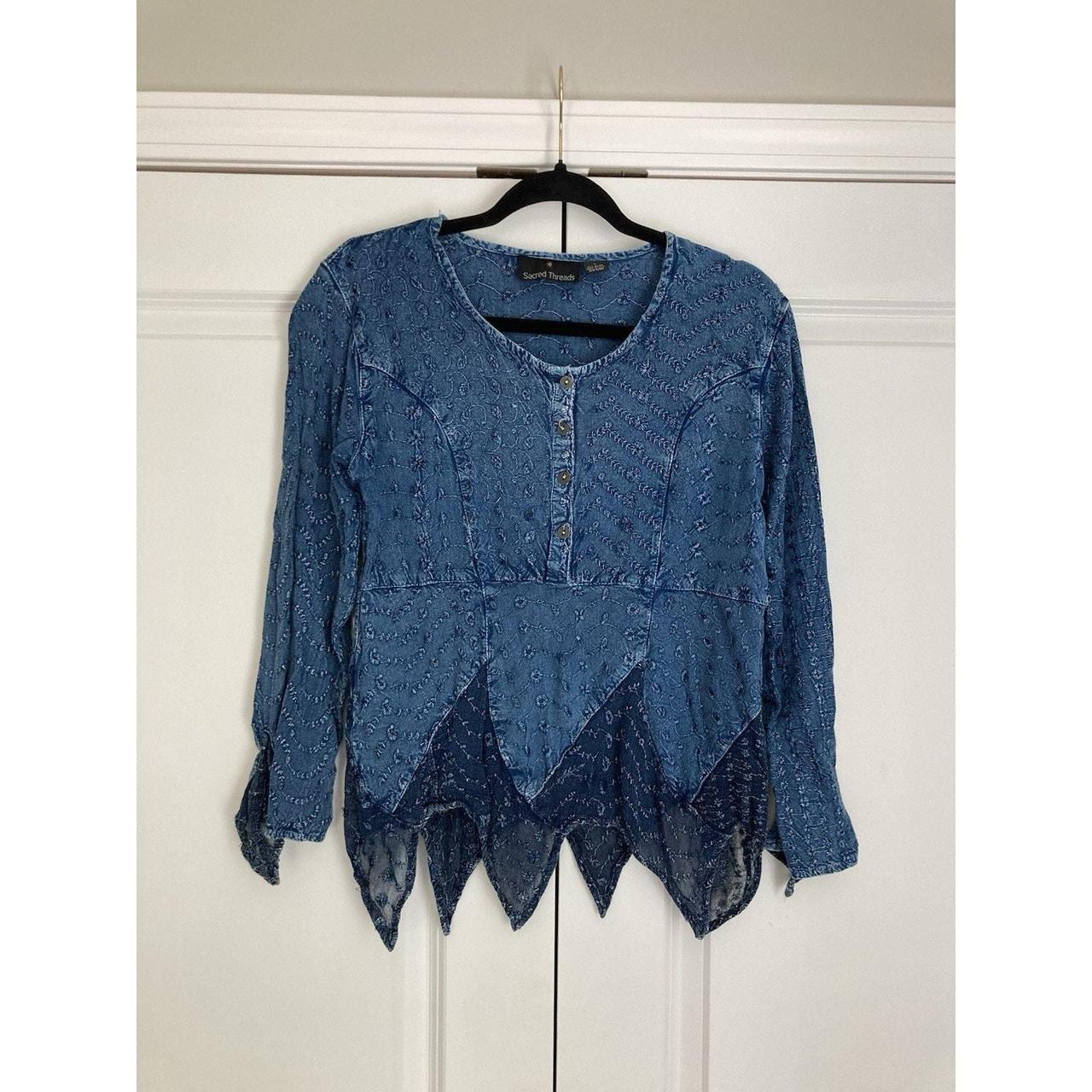 item listed by friendsfindsllc