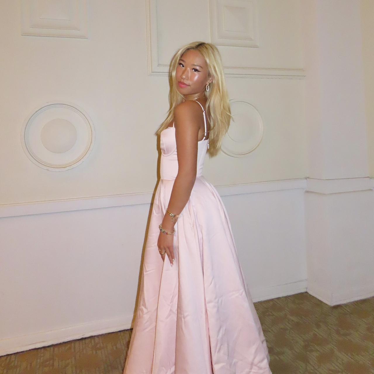 HOUSE OF CB MADEMOISELLE BALLERINA PINK MIDI DRESS... Depop