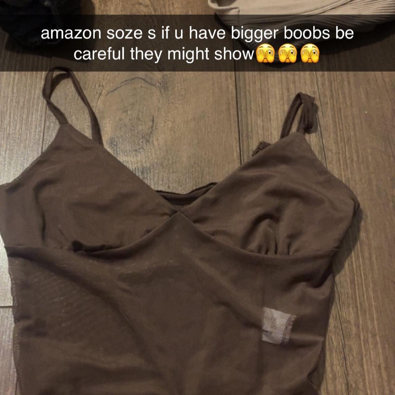 amazon top super cute , but if u bave bigger boobs i... - Depop