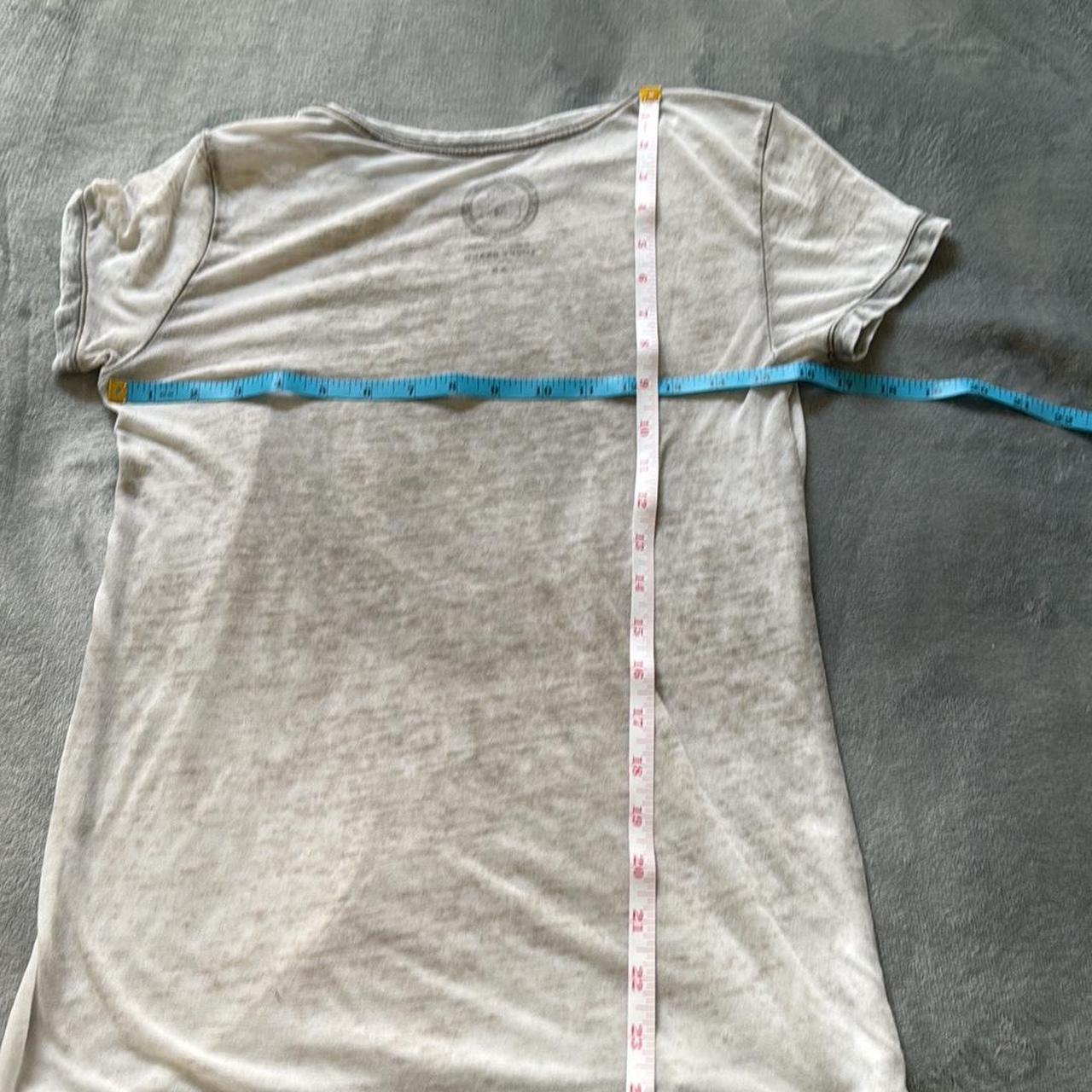 Y2K grey and white graphic tee with a Smokey the | Depop