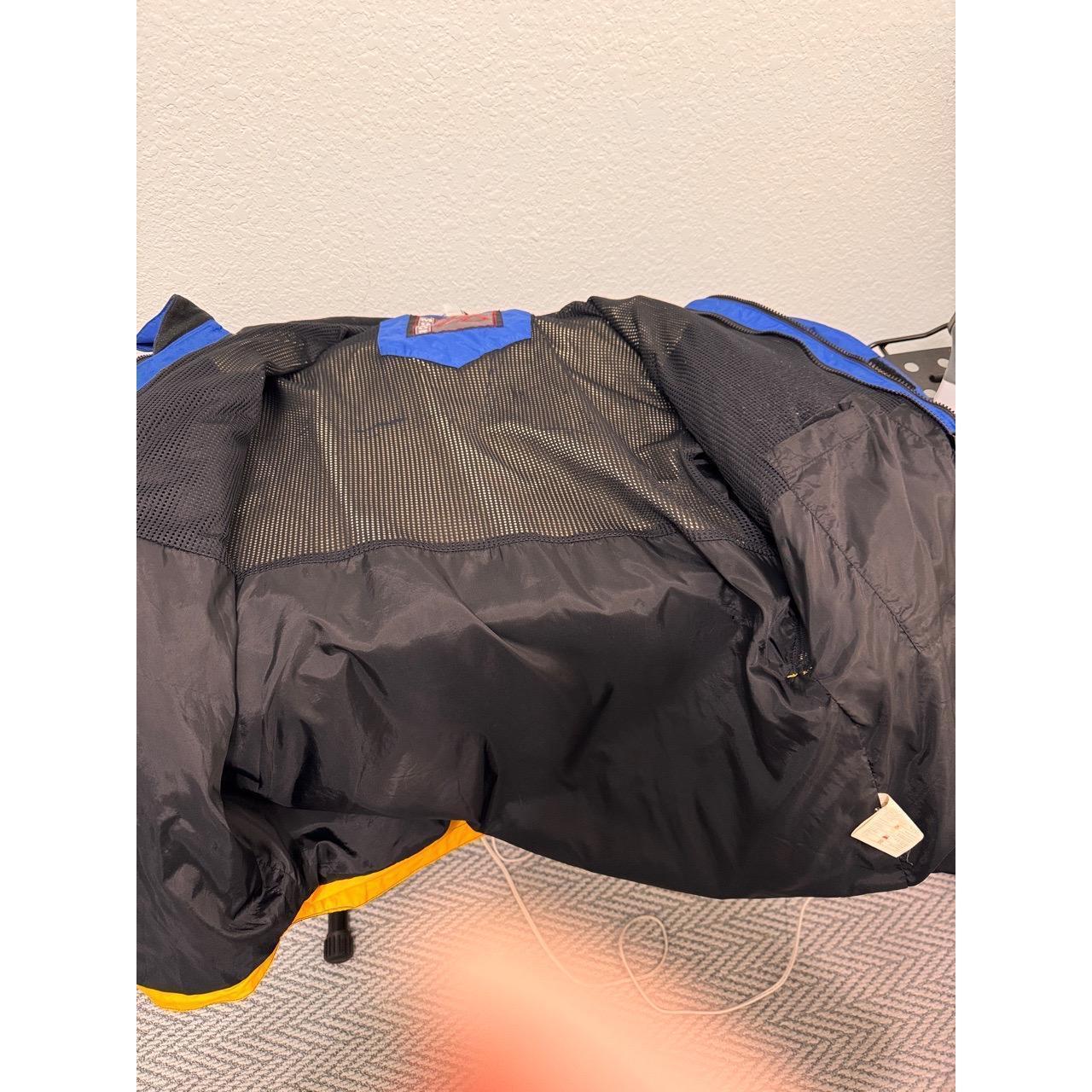 Preloved Men's Nylon Jacket - Blue - S – MOBIUS B… - image 6