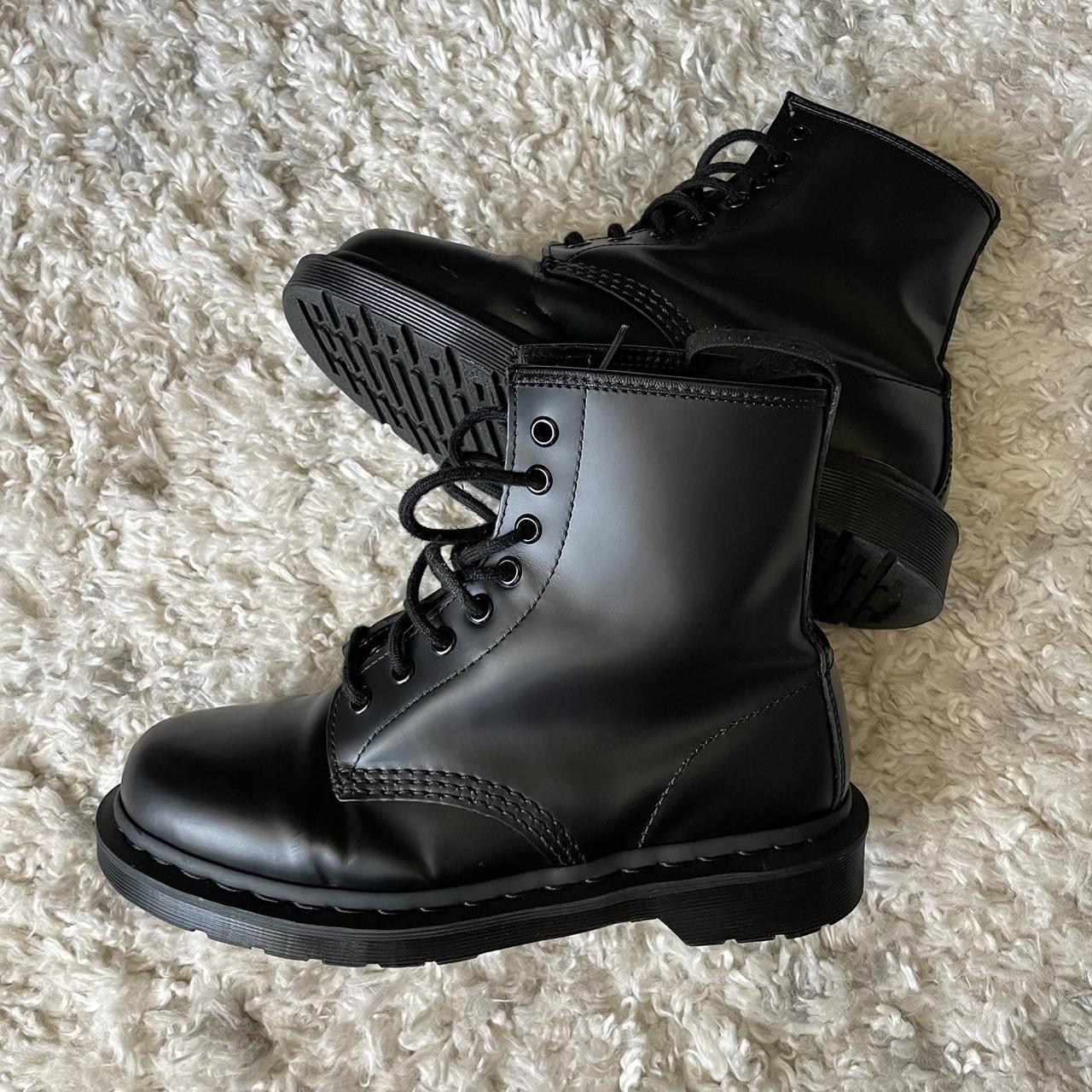 Dr. Martens 1460 Mono Black Smooth Leather Lace Up