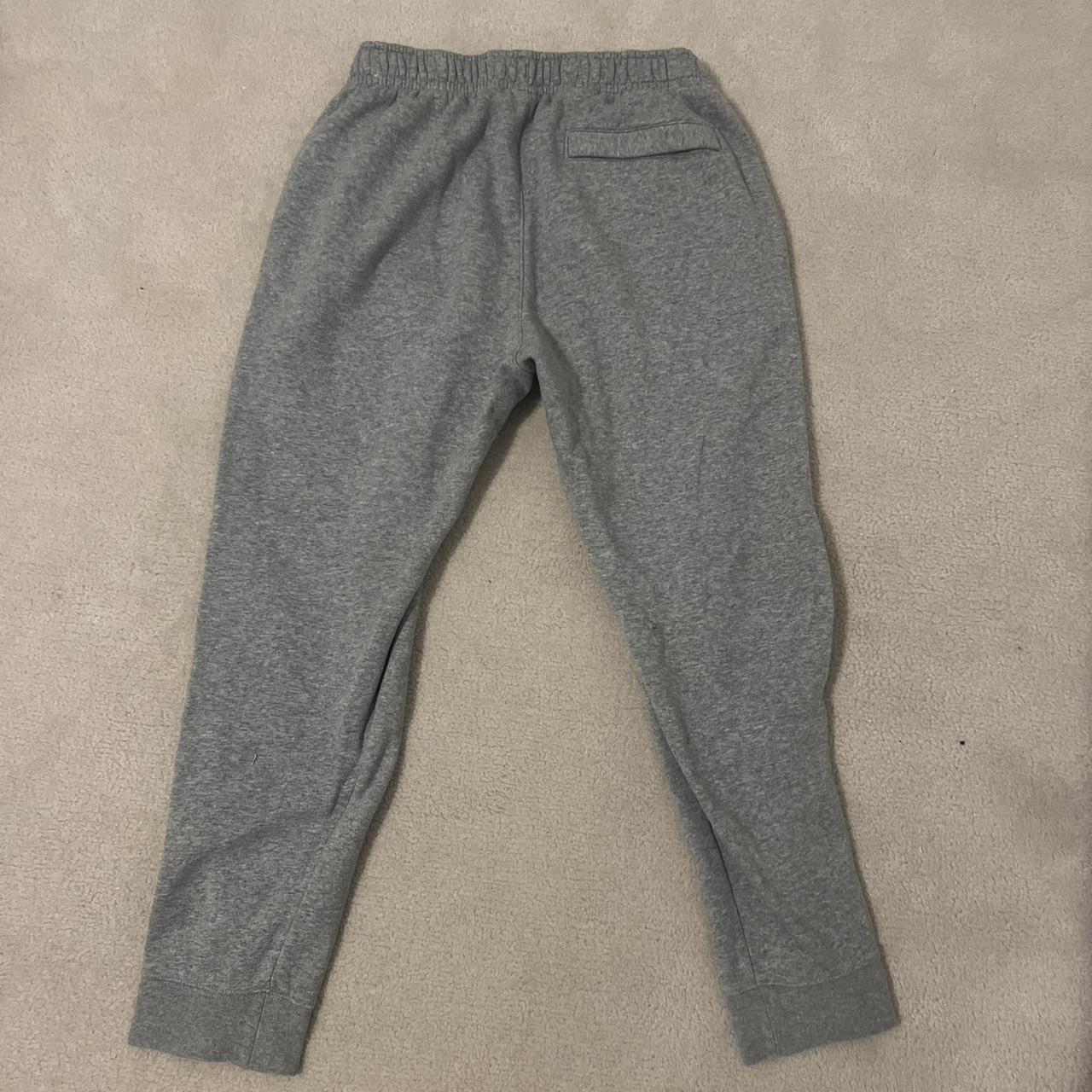 Nik sweatpants. Barley worn great condition - Depop