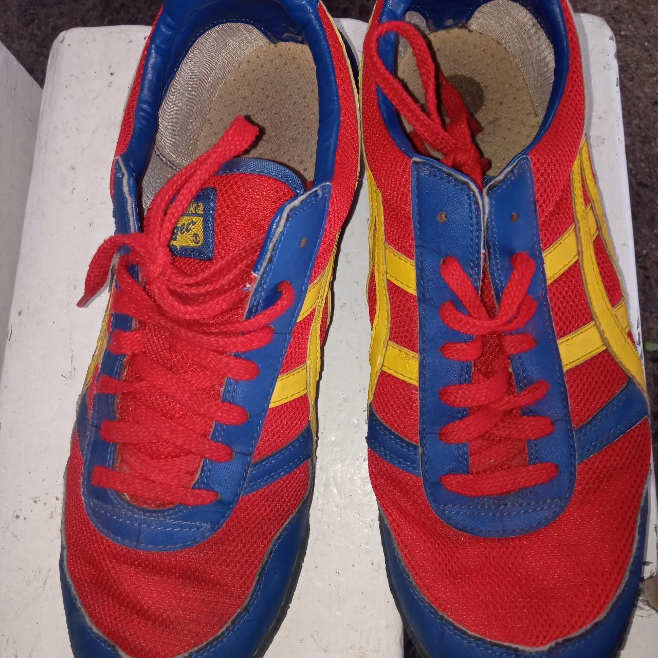 Vintage used in good condition. Asics Onitsuka