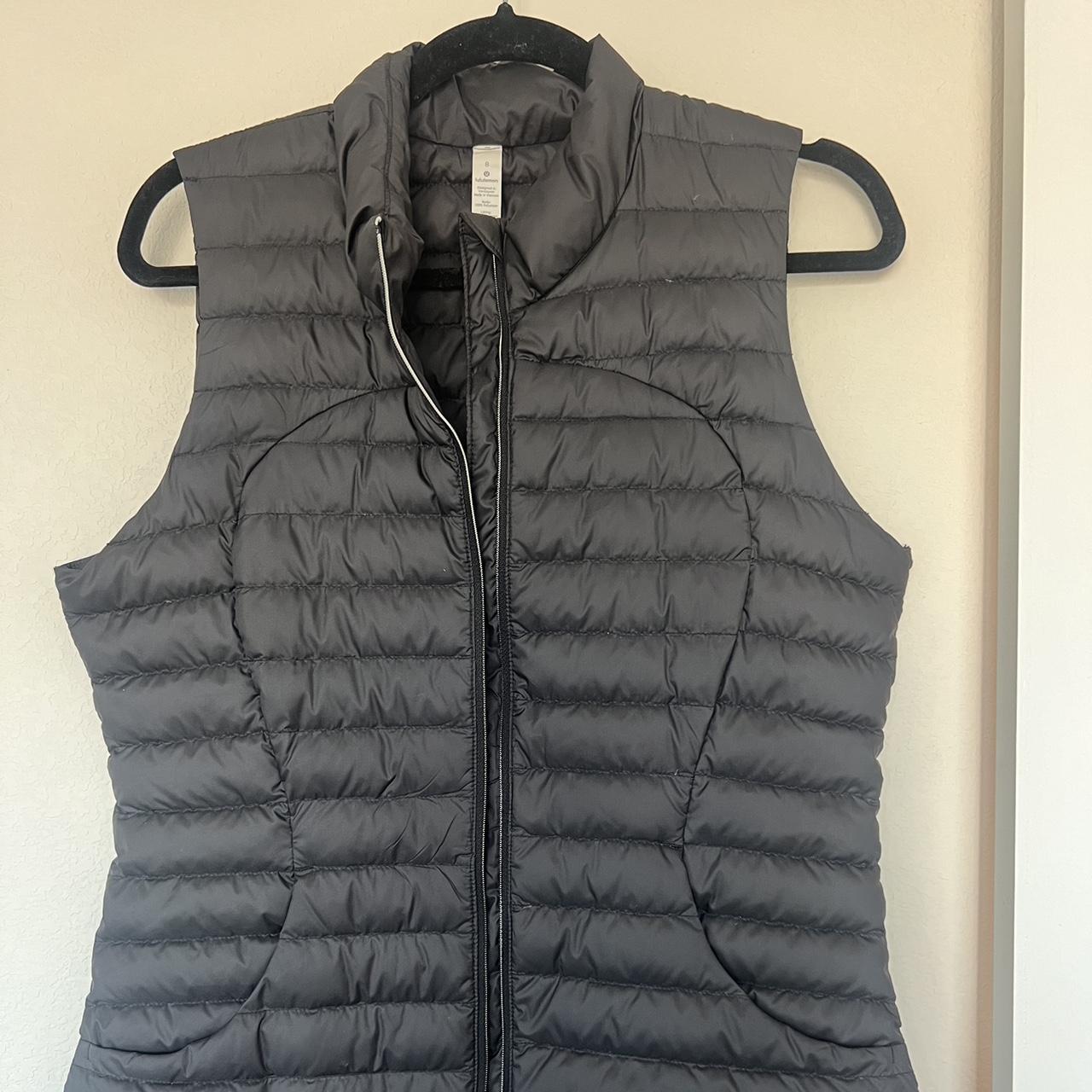 Lululemon store vest size 8