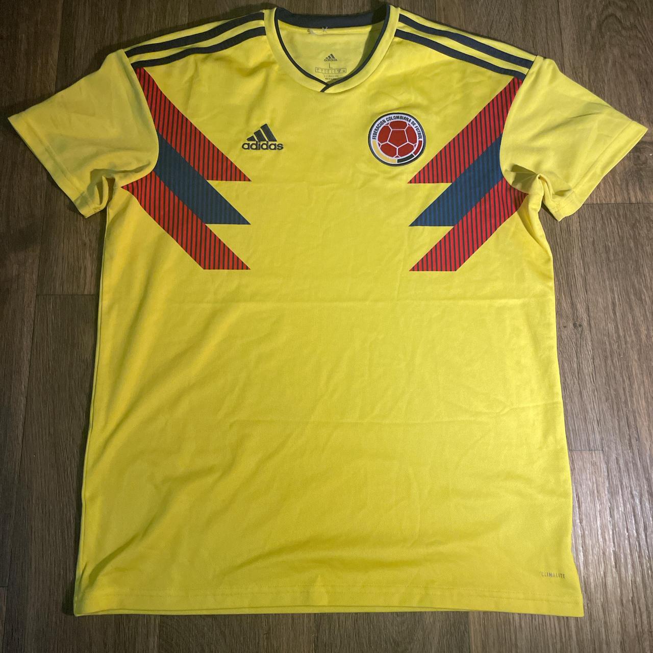 Mens Colombia World cup jersey Size L Fits TTS 18/19 Depop