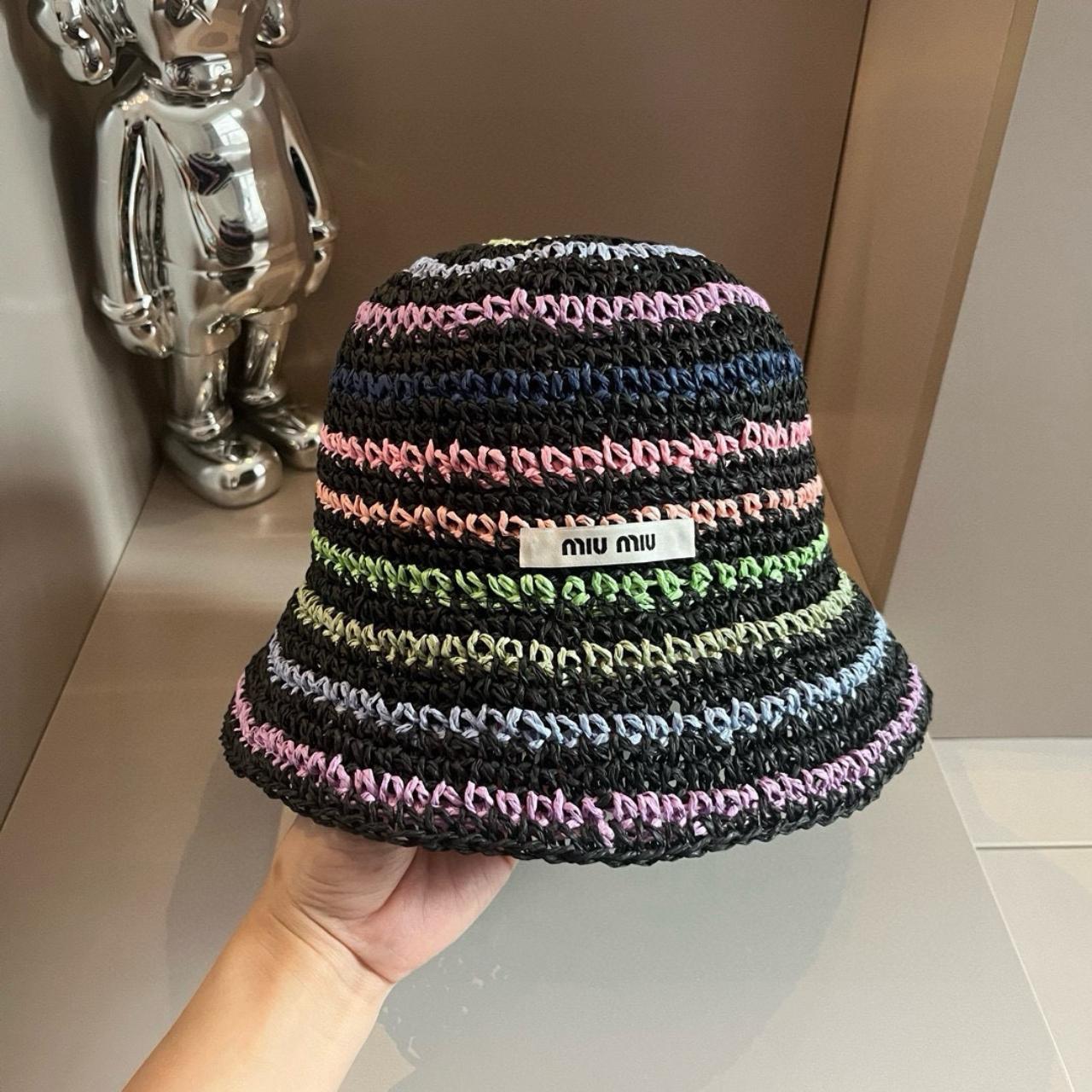 MIU MIU ストローキャップ 麦わら MIU MIU ストローキャップ 麦わら