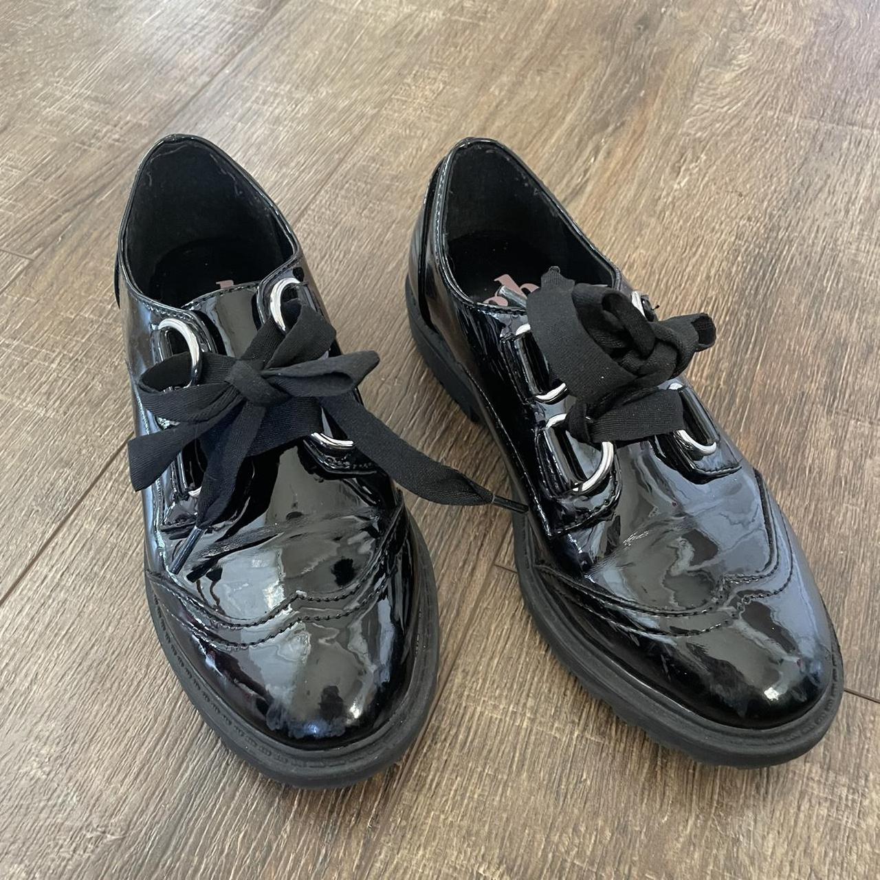 item listed by queenbuccio