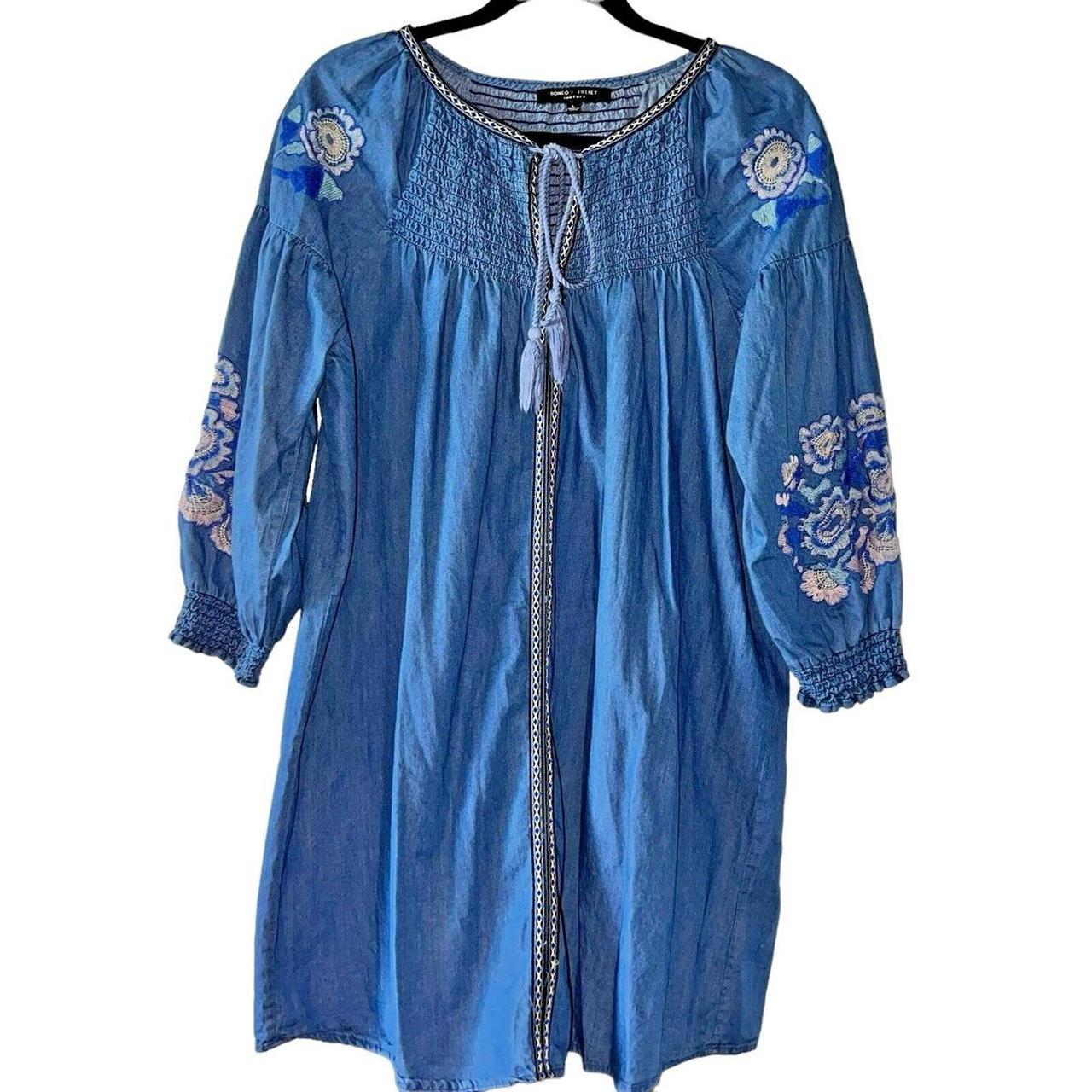 item listed by queenbuccio