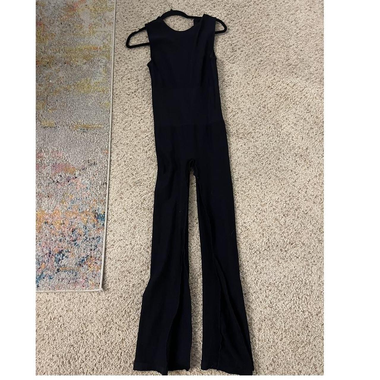 item listed by elleleary